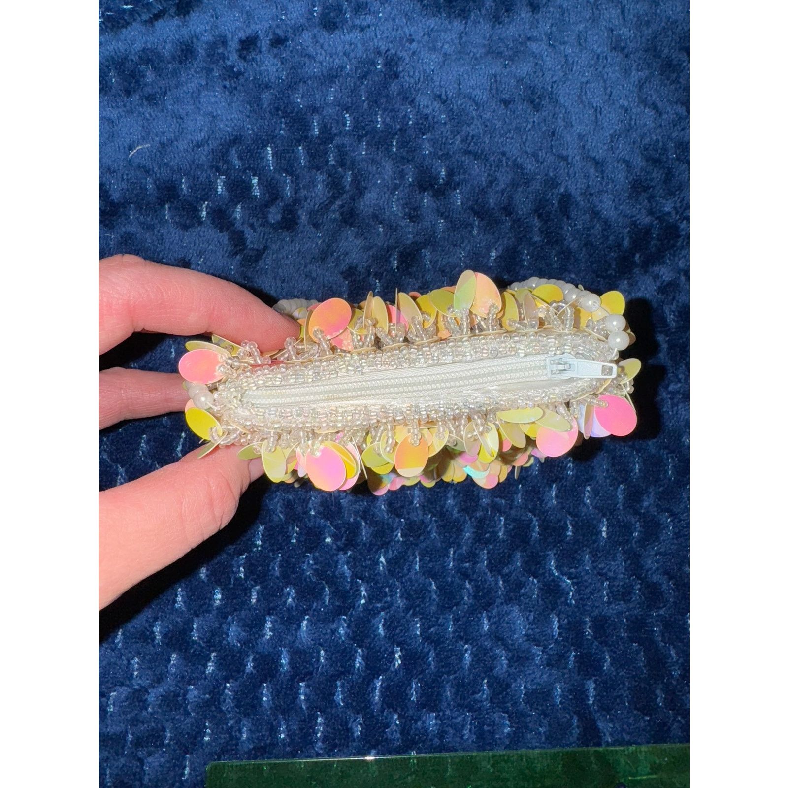 Vintage Vintage Clutch Purse / Peach Sequins / Beaded Zip Closure Size ONE SIZE - 4 Thumbnail