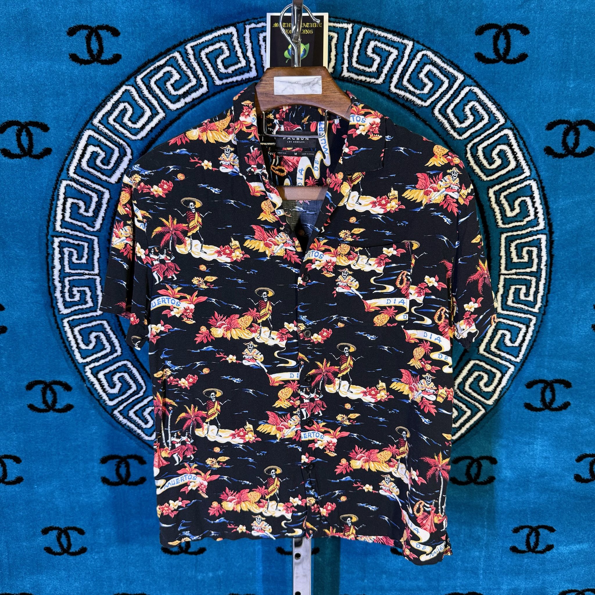 Pacsun DIA DE LOS MUERTOS SKULL FLORA S/S CUBAN BUTTON UP Size US M / EU 48-50 / 2 - 1 Preview