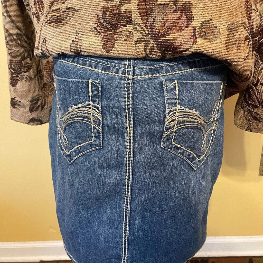 Nine West Nine West Dark Blue Denim Y2K vtg skort size 8/28 Size 30" / US 8 / IT 44 - 5 Thumbnail