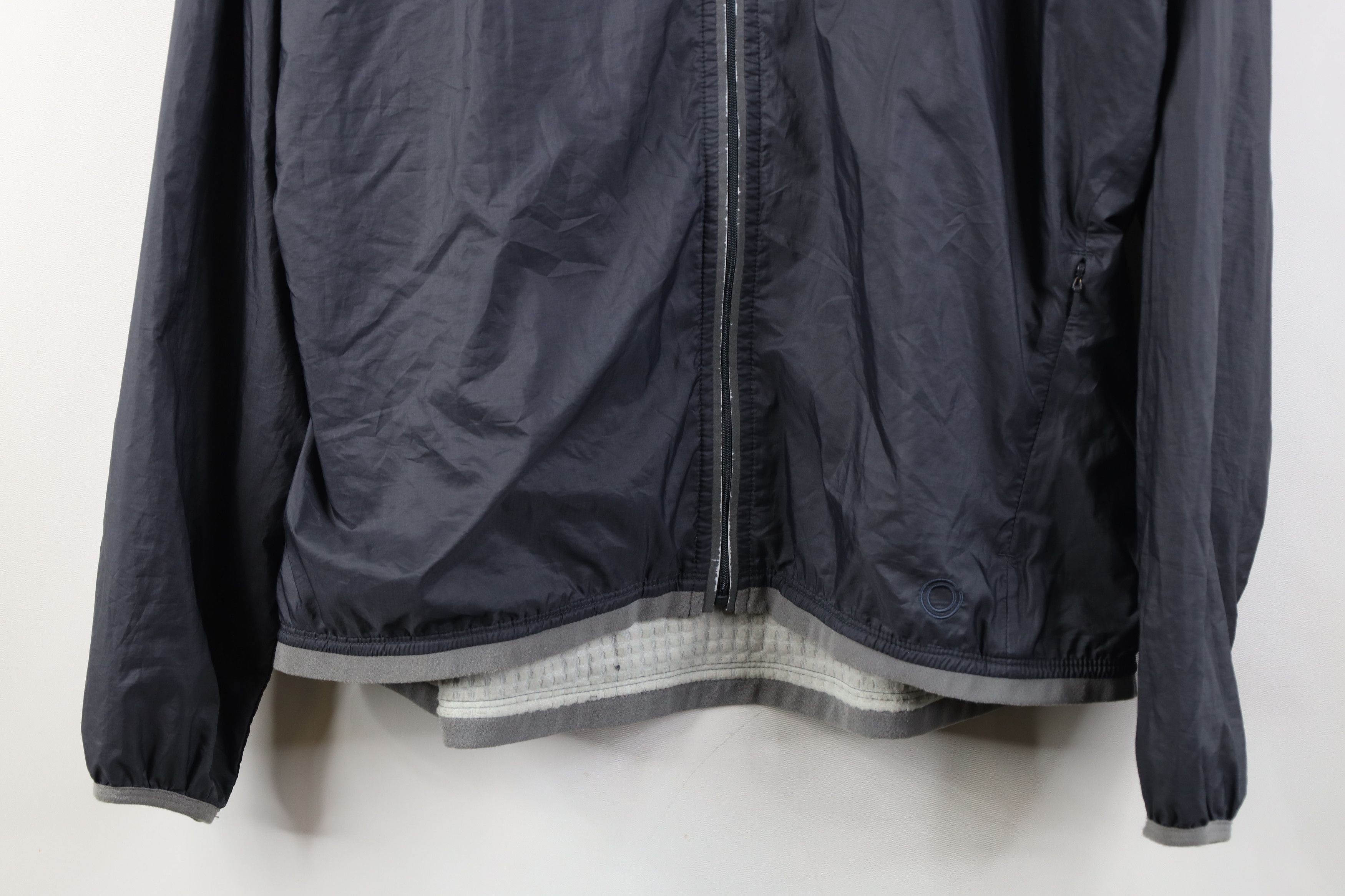 Nike Vintage Nike ACG Swoosh Reflective Lined Windbreaker Jacket Size US M / EU 48-50 / 2 - 3 Thumbnail