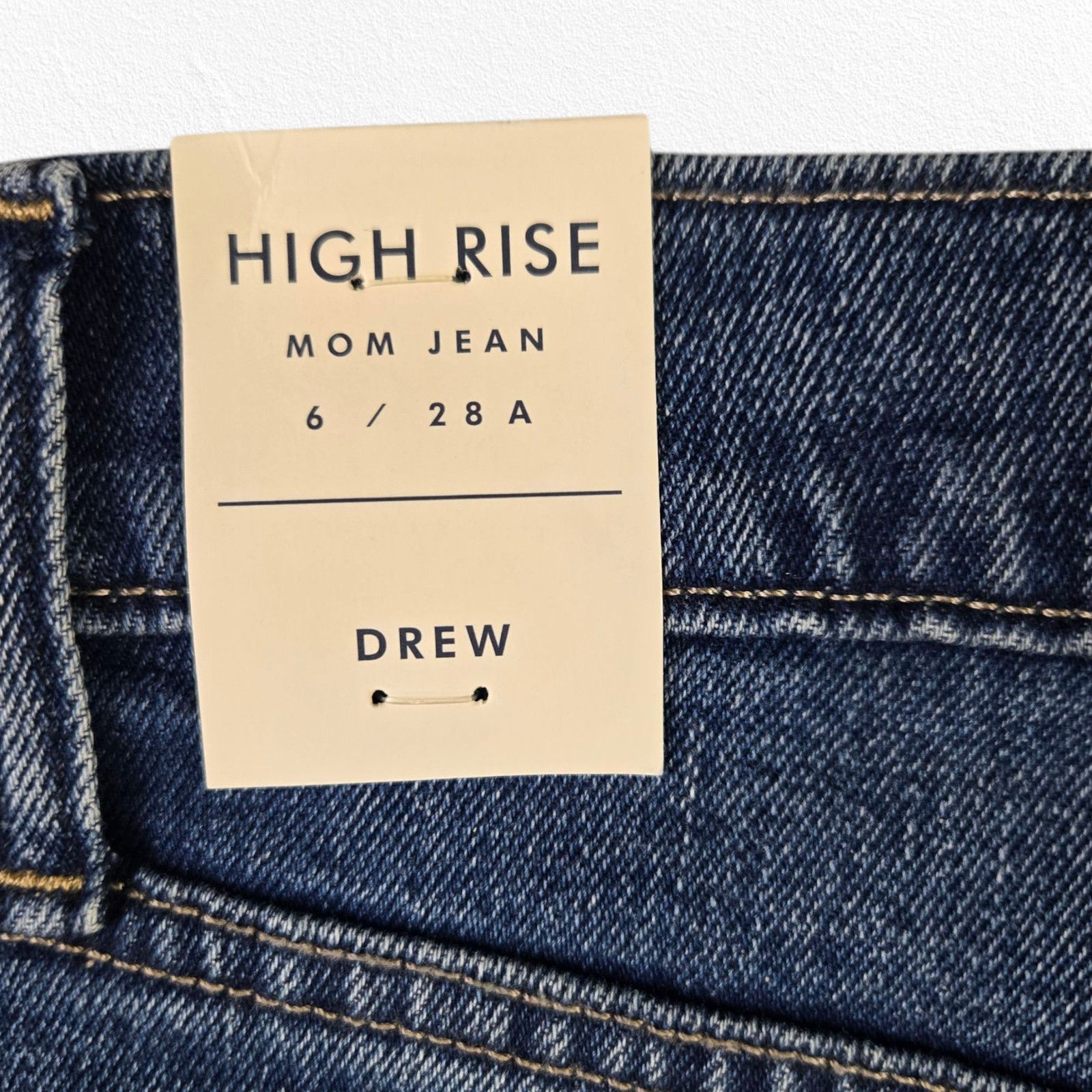 Lucky Brand Lucky Brand High Waisted Distressed Drew Mom Jeans Size 28 Size 28" / US 6 / IT 42 - 8 Thumbnail