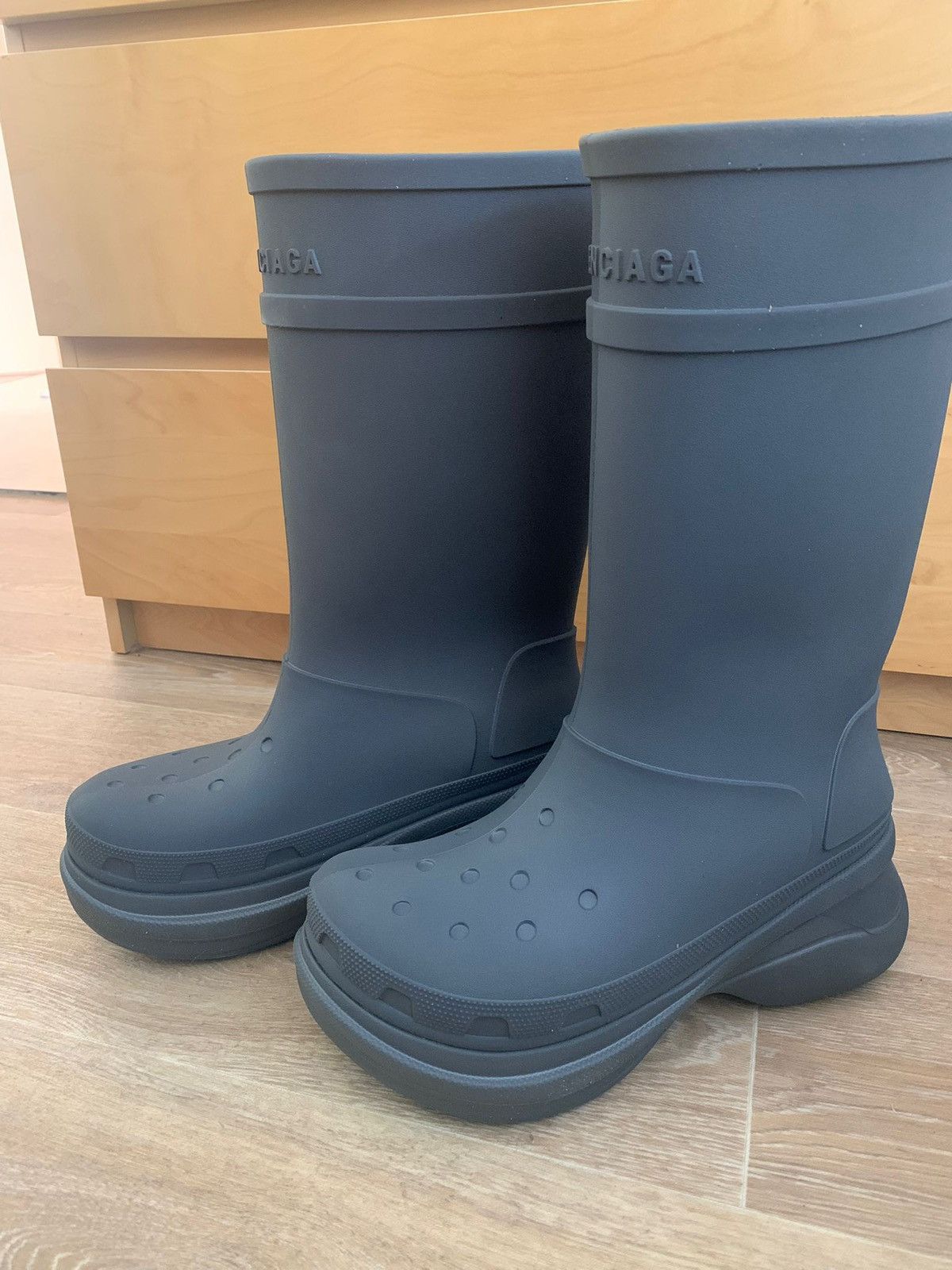 Balenciaga *Brandnew* Balenciaga Grey Croc Boots Sz.44 Size US 11 / EU 44 - 9 Thumbnail