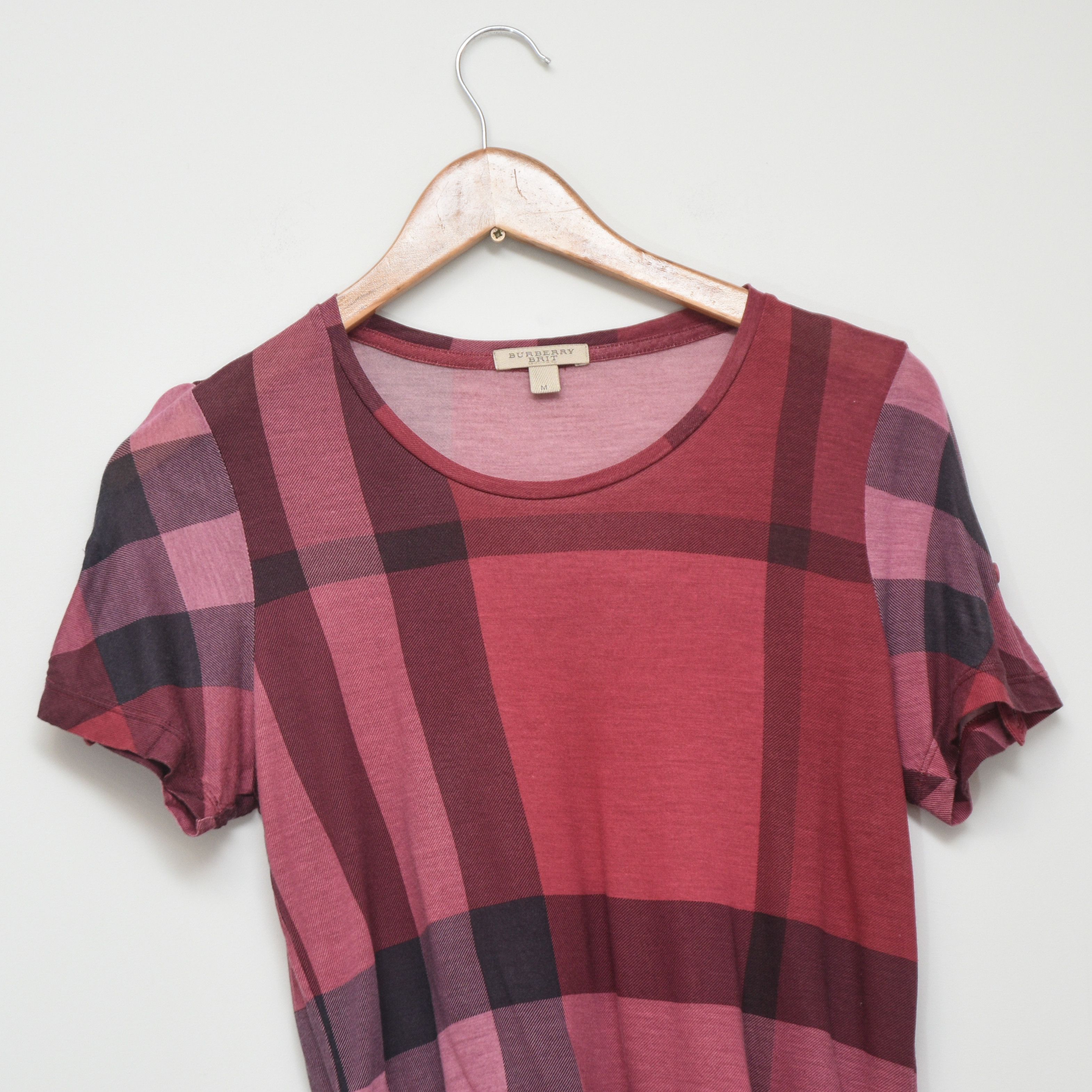 Burberry Burberry Brit Women's Plaid T-Shirt Red Nova Check Size M / US 6-8 / IT 42-44 - 2 Thumbnail