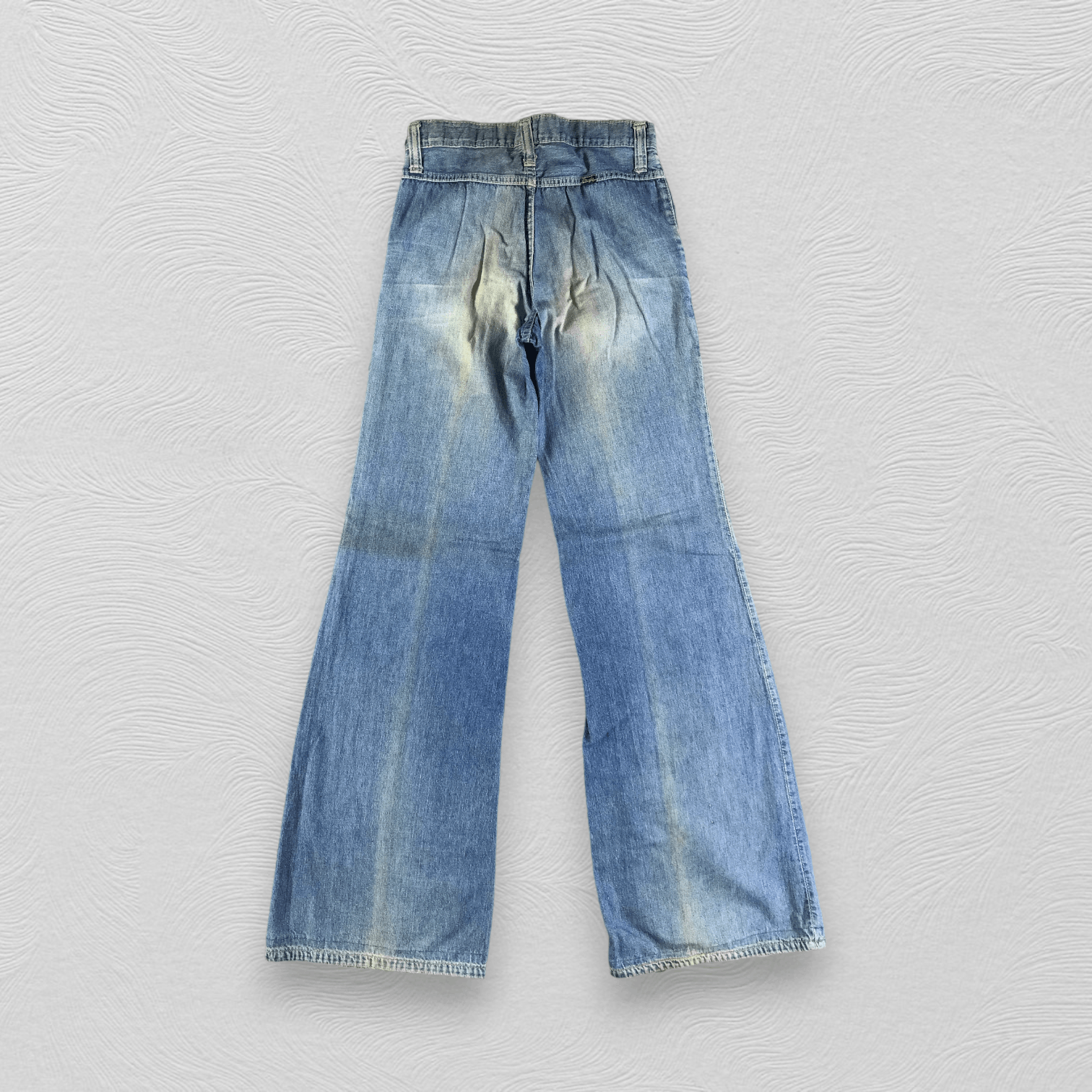 Vintage Vintage Wrangler Bell Bottom Jeans Flare Denim KJ2282 Size US 26 / EU 42 - 2 Thumbnail