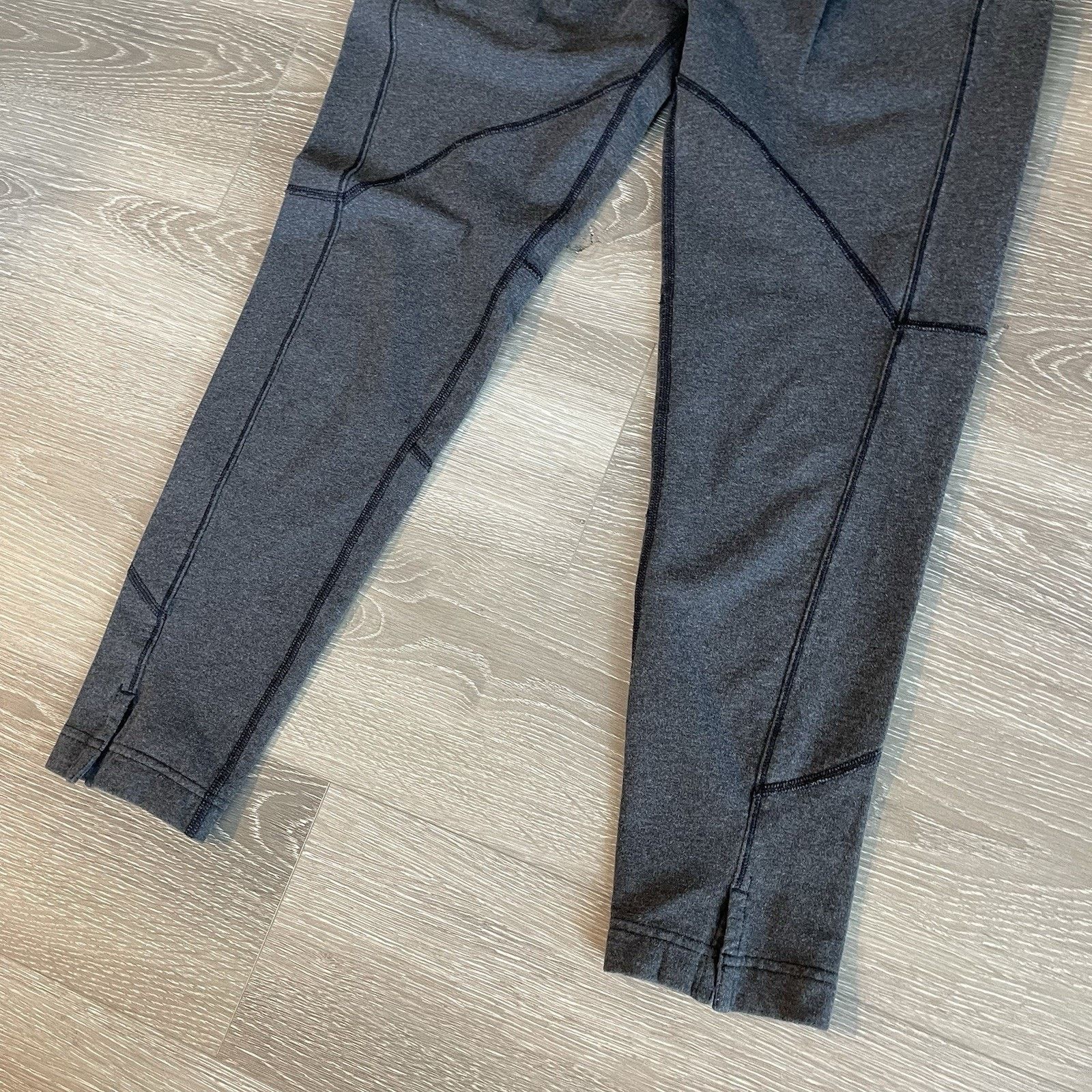 Lululemon Womens LULULEMON Pleated Pull On Sweatpant Sweat Pants 6 Size 28" / US 6 / IT 42 - 4 Thumbnail