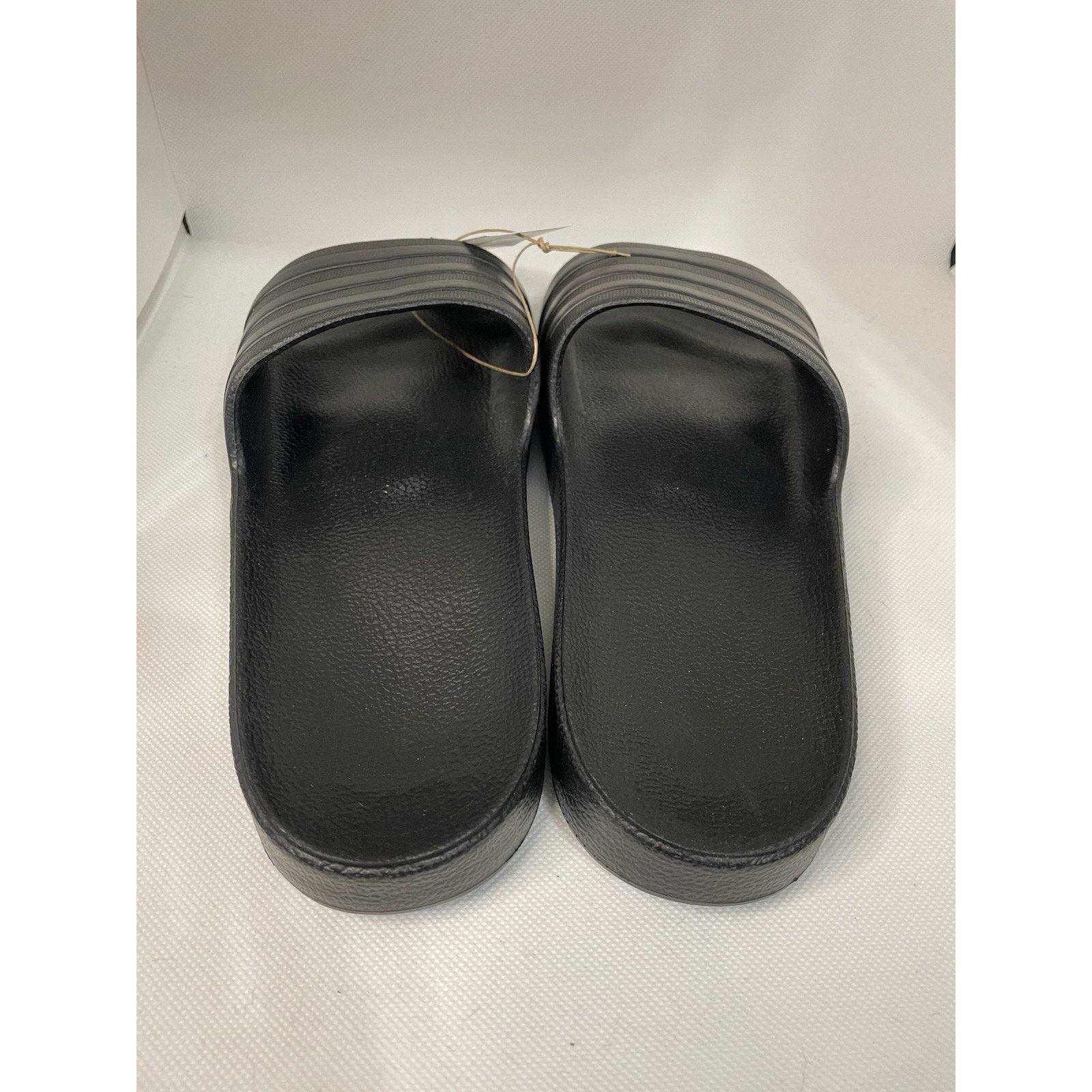Adidas Adidas Adilette Aqua Slides BNWT Mens 11 Blk/Blk/Blk Size US 11 / EU 44 - 4 Thumbnail