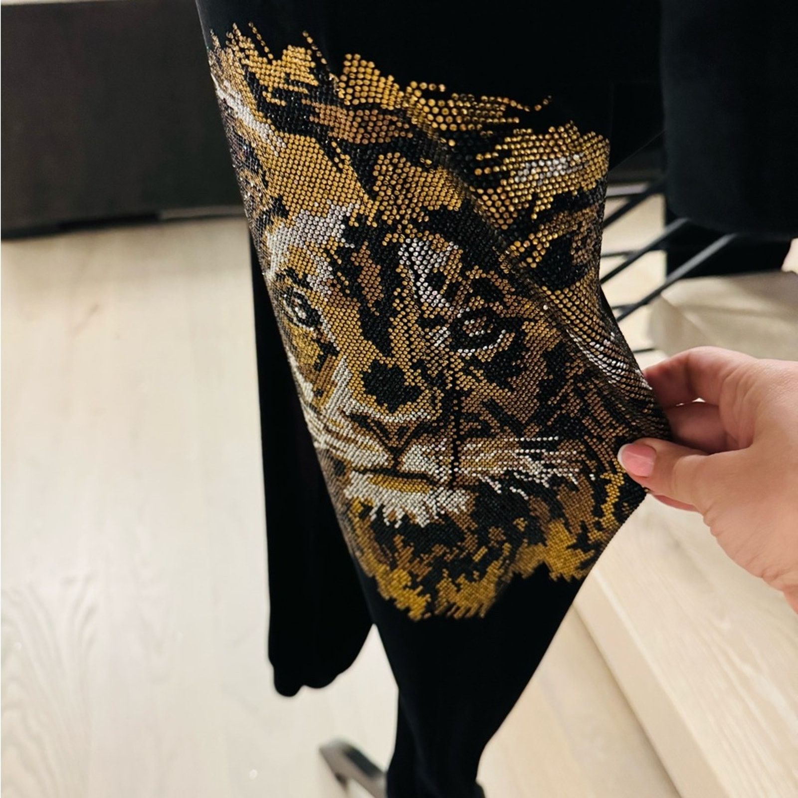 Other Velvet studded Lion Set in Black and Gold Track suit size XS Size 25" / US 0 / IT 36 - 3 Thumbnail
