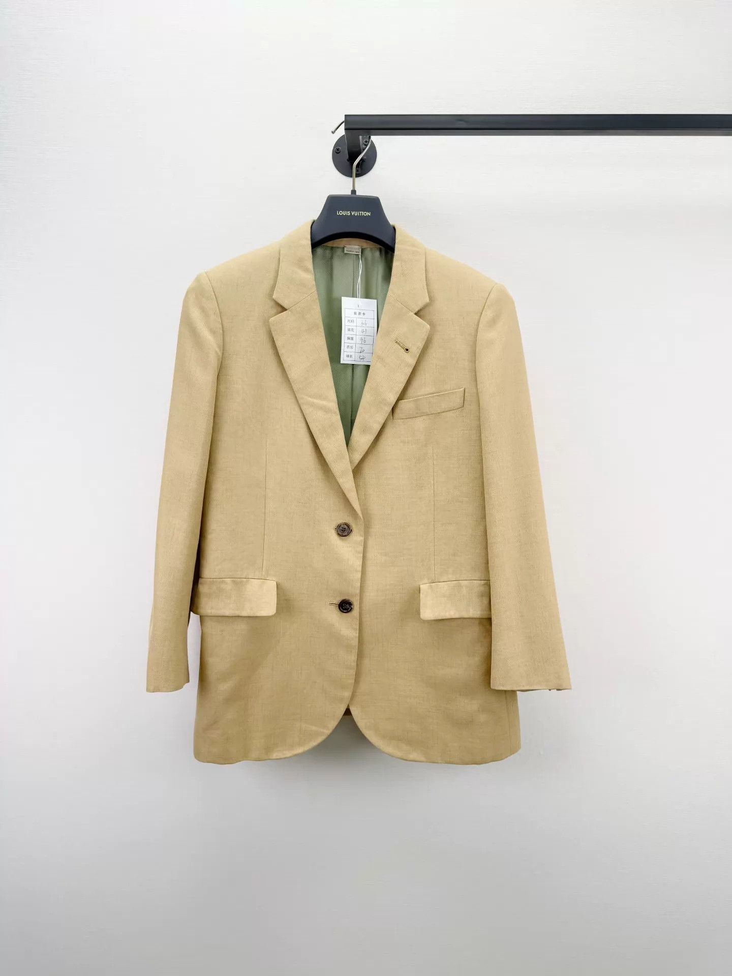 Gucci Gucci Suit Jacket 36 (Worn Once) Authentic Size XS / US 0-2 / IT 36-38 - 1 Thumbnail