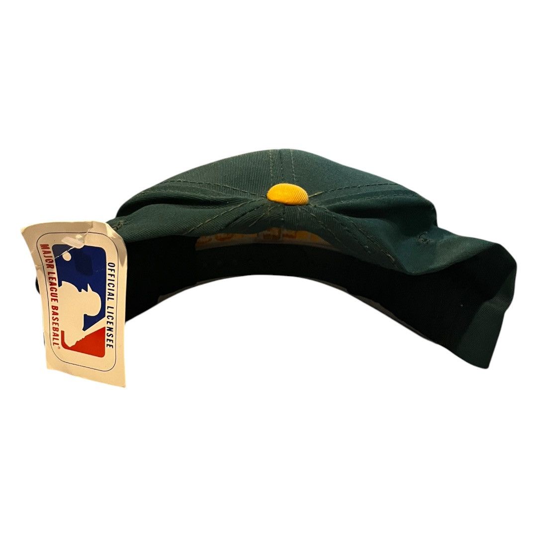 MLB VINTAGE Oakland Athletics / A’s Snapback Hat NWT Size ONE SIZE - 2 Thumbnail