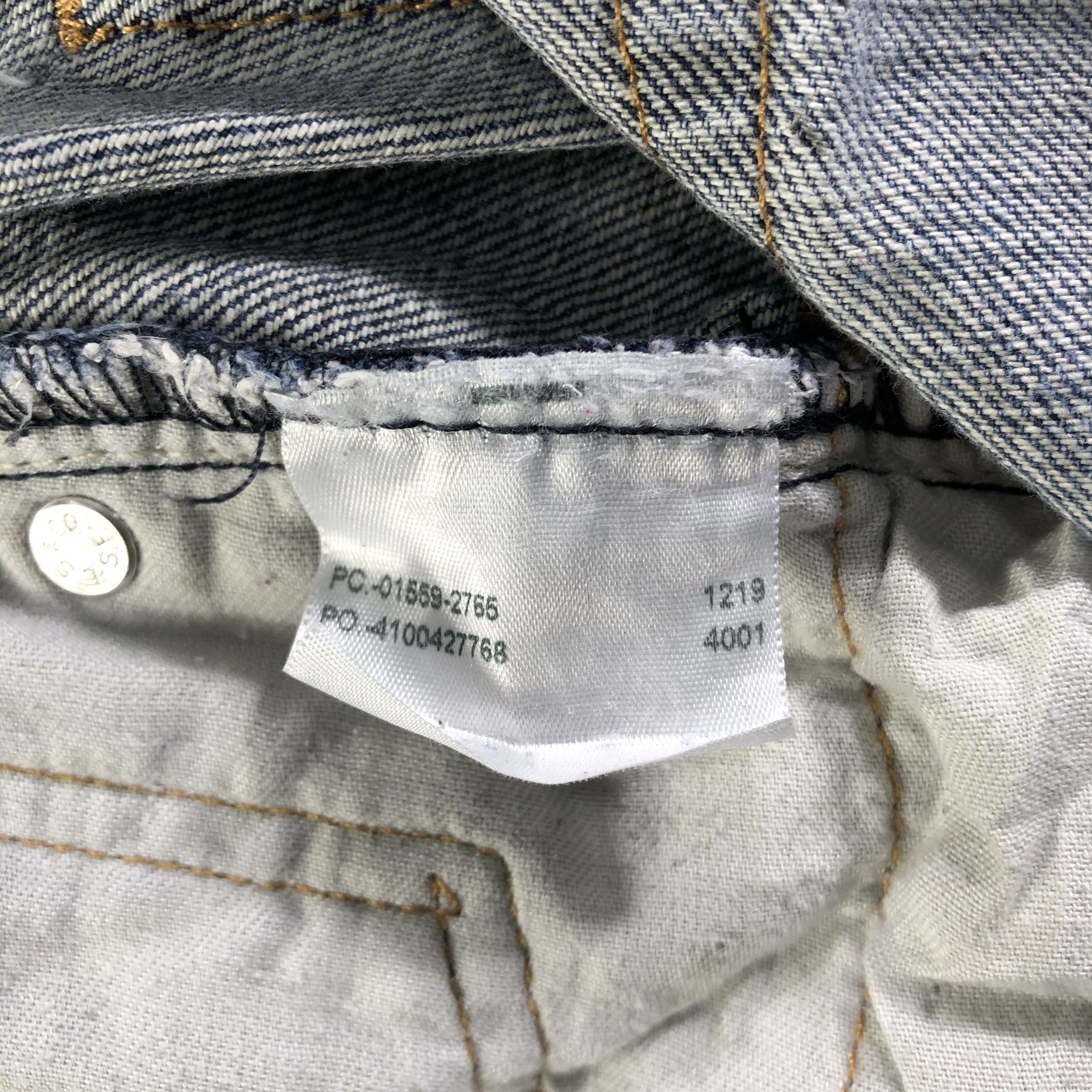 Levi's Vintage Levis 559 Jeans-J4465 Size US 39 - 13 Thumbnail