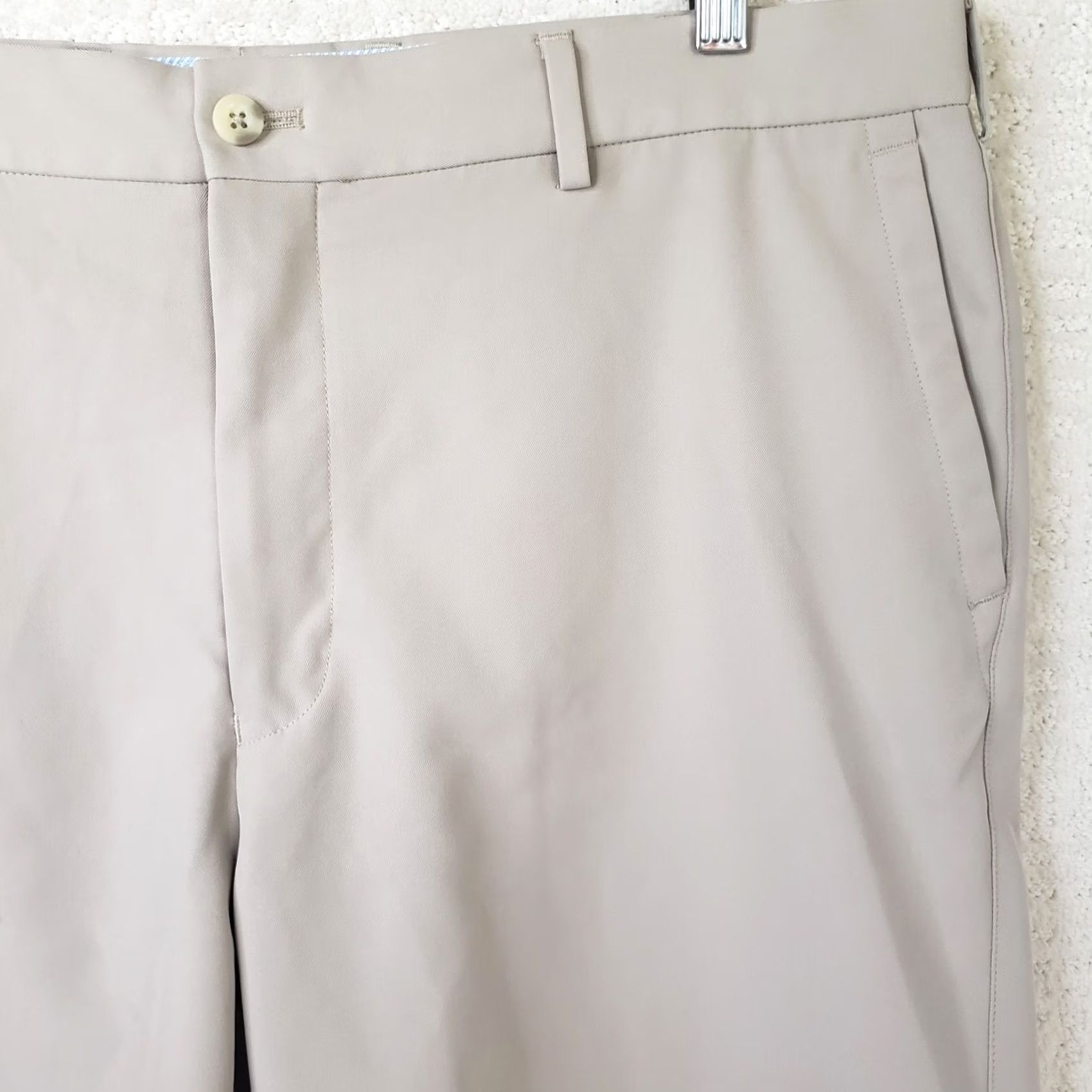 Peter Millar Peter Millar Wicking Performance Chino Shorts Men 38 Beige Golf Casual Size US 38 / EU 54 - 4 Thumbnail