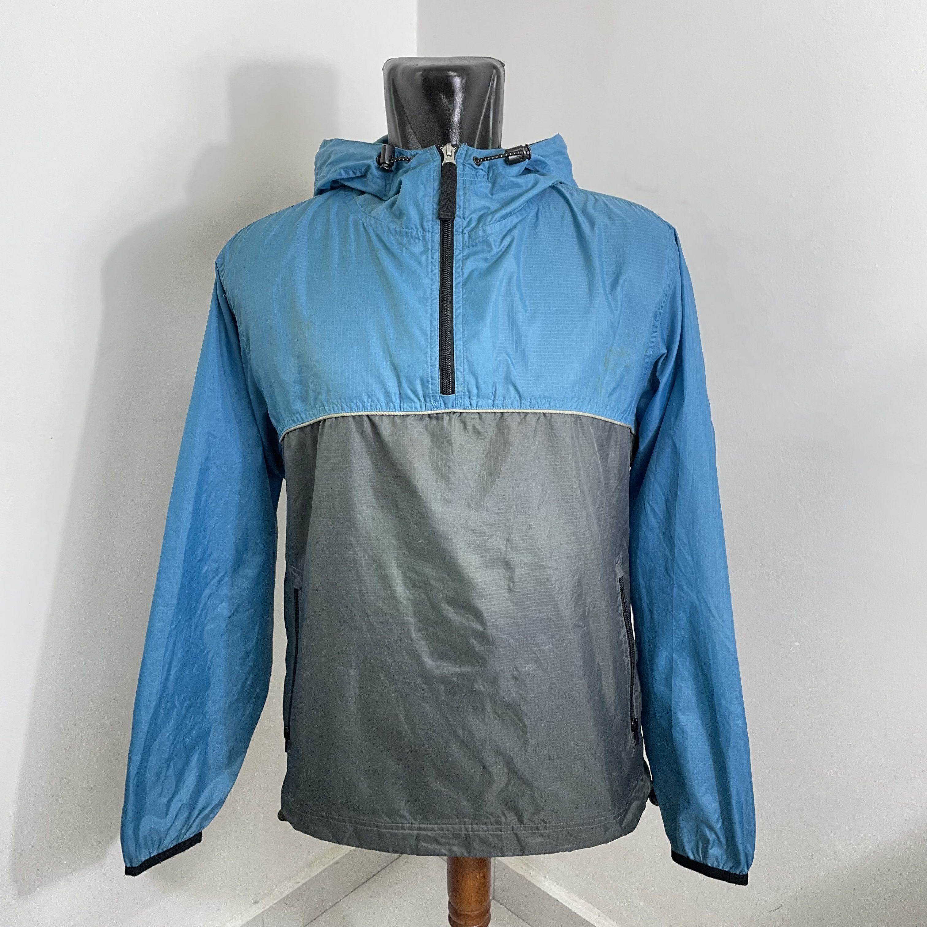 Gap × Vintage ⭐️SALE⭐️ [S] GAP VINTAGE WIND BREAKER HOODIE JACKET Size US S / EU 44-46 / 1 - 1 Thumbnail