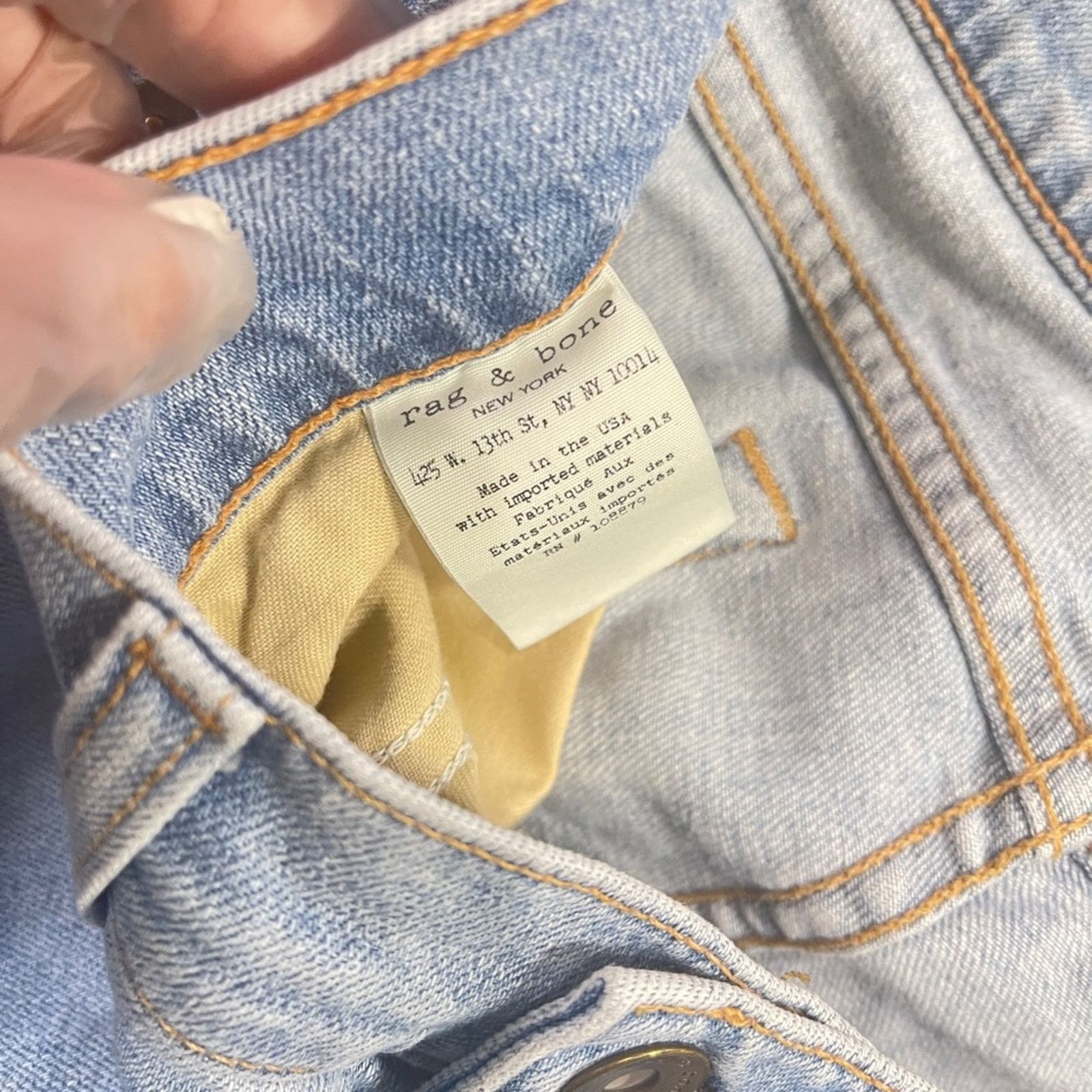 Rag & Bone RAG & BONE Light Wash Distressed Dre Capri Jeans Sz 26 Size 26" / US 2 / IT 38 - 5 Thumbnail