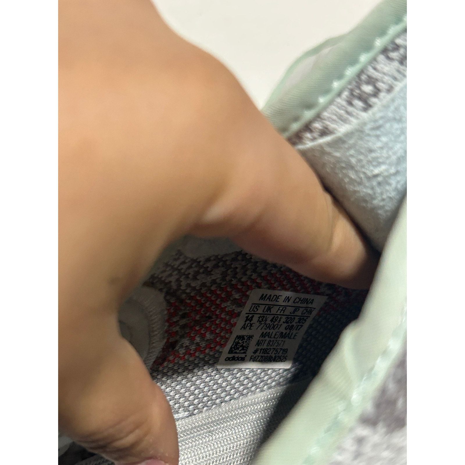 Adidas ADIDAS YEEZY BOOST 350 V2 BLUE TINT SIZE 14 PREOWNED Size US 14 / EU 47 - 5 Thumbnail