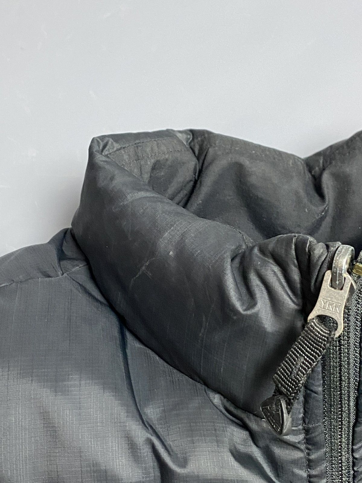 Nike Vintage 00s Nike ACG Down Reversible Black Vest Puffer L Size US L / EU 52-54 / 3 - 22 Thumbnail
