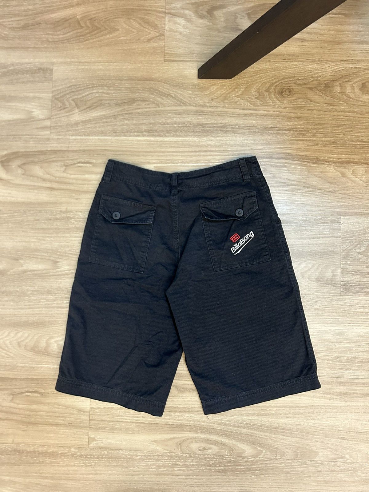 Billabong Vintage Billabong USA Made Embroidered Logo Cargo Shorts Size US 30 / EU 46 - 7 Thumbnail
