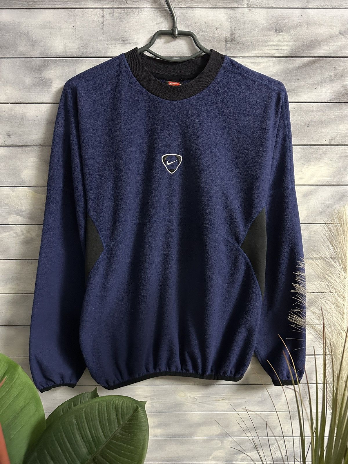Nike Very Rare Vintage Fleece Sweatshirt Nike Cenr Logo Swoosh Size US S / EU 44-46 / 1 - 1 Thumbnail