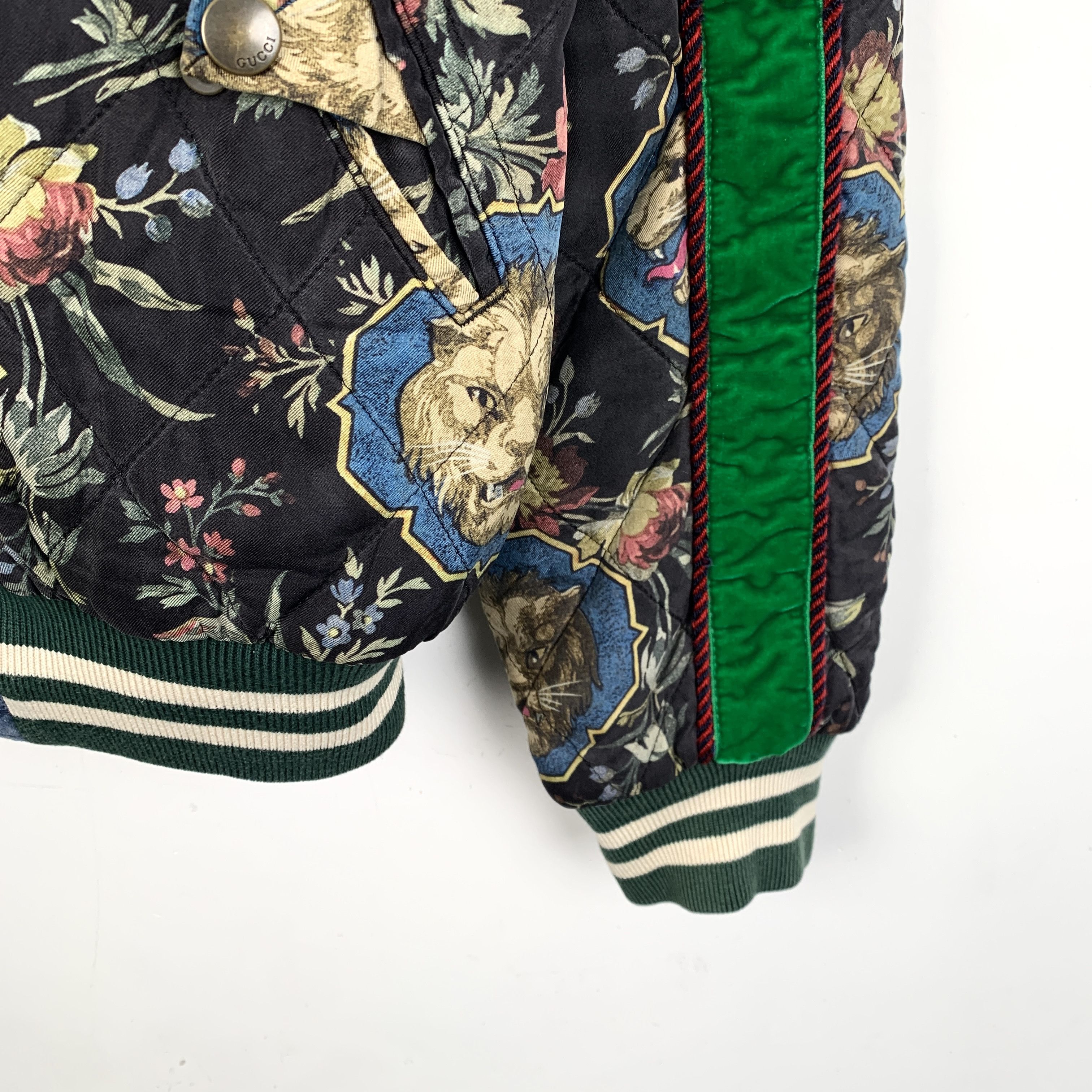 Gucci Gucci Green Velvet Bomber Jacket with Lion and Floral Print Size US S / EU 44-46 / 1 - 5 Thumbnail