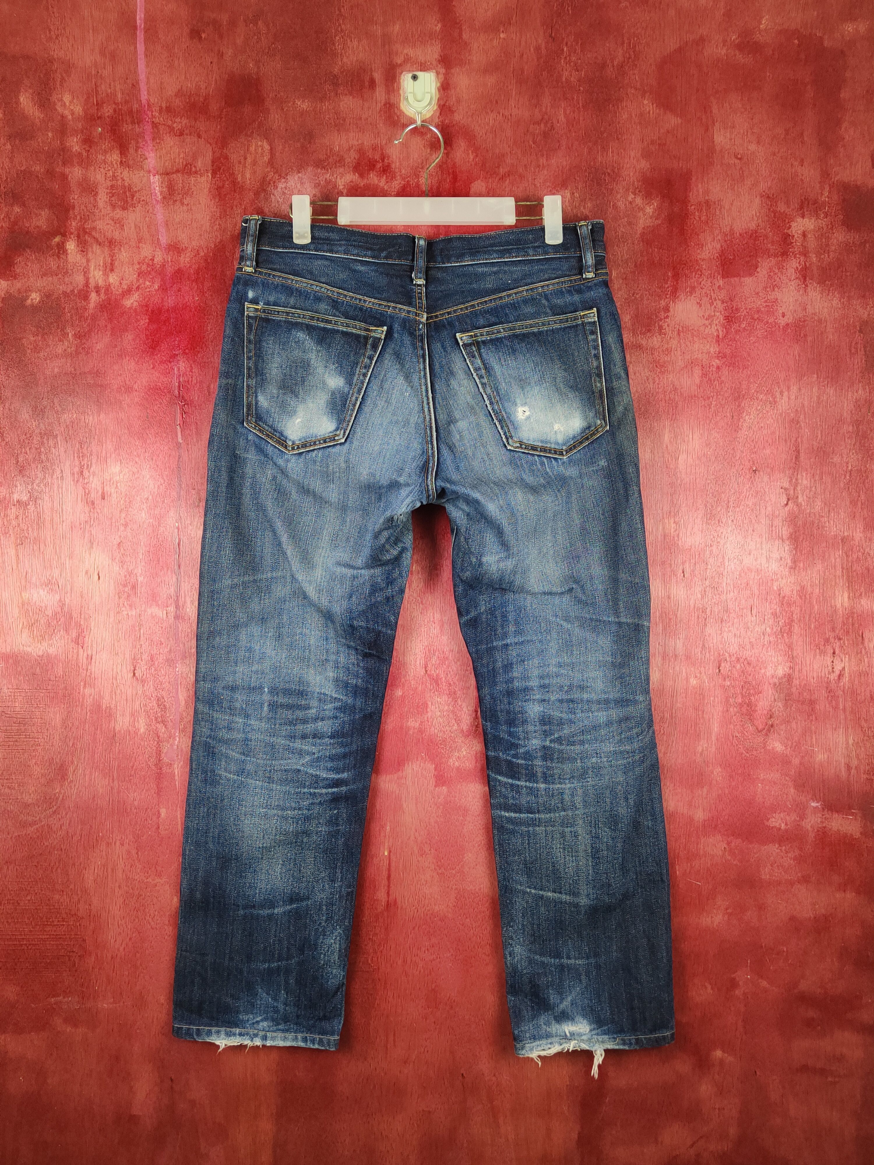 Japanese Brand Uniqlo Dark Blue Faded distressed ripped Denim #S1620 Size US 31 - 8 Thumbnail
