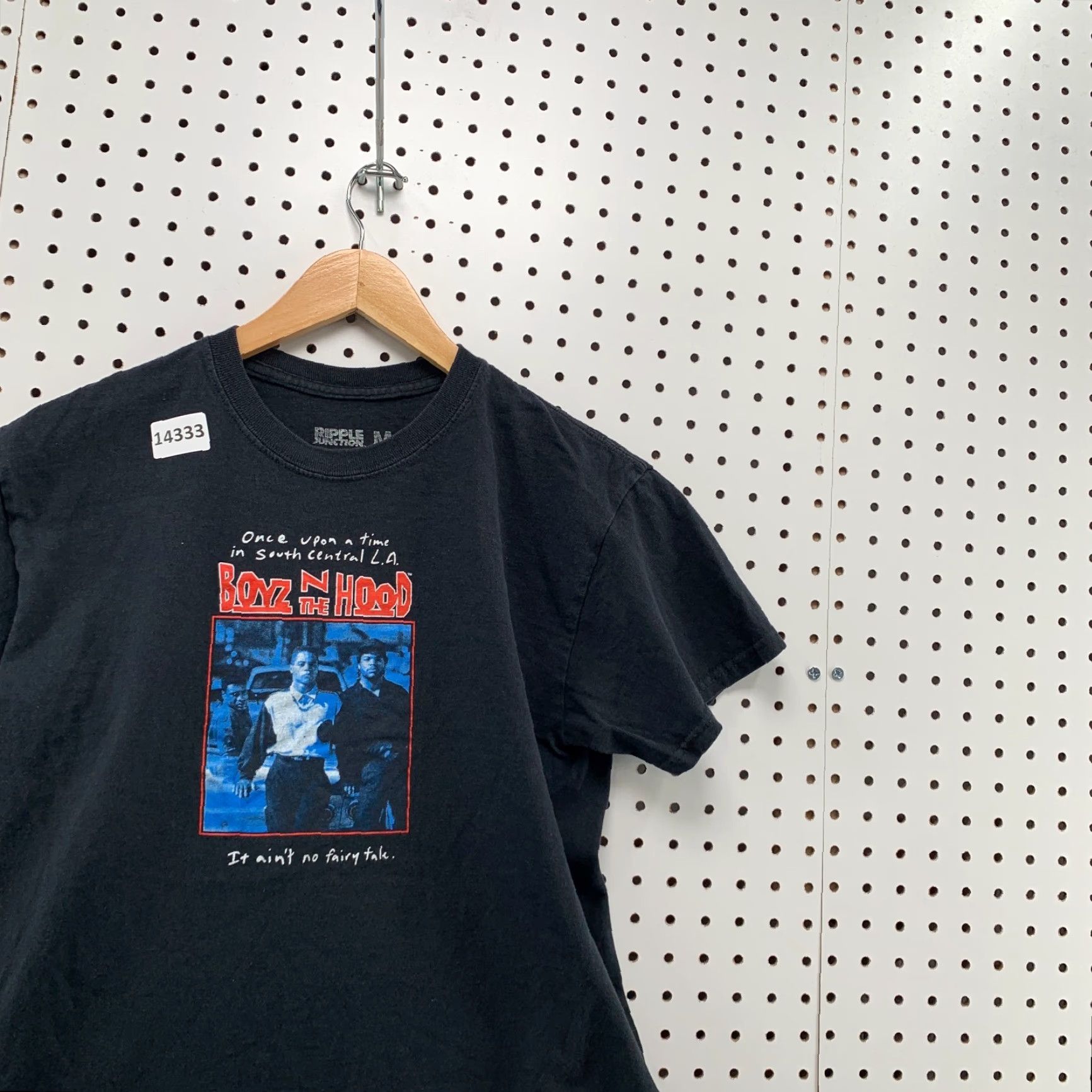 Ripple Junction VINTAGE Ripple Junction Boys N The Hood Adult Black Short Sleeve T-Shirt Movie Graphic Size Medium Mens Size US S / EU 44-46 / 1 - 3 Thumbnail