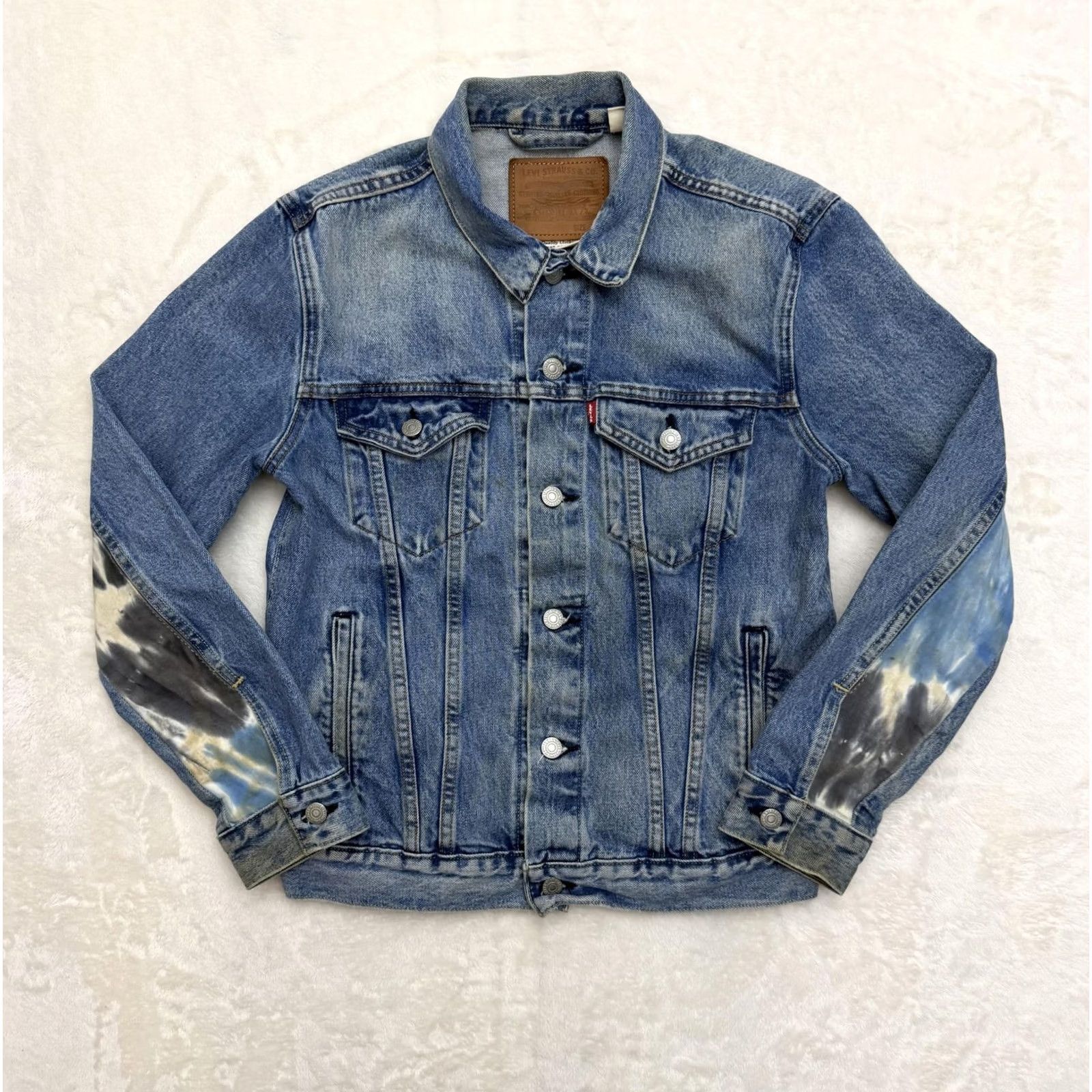 Levi's Levis Premium Jacket Womens Small Blue Denim Tie Dye Panel Trucker Coat Size S / US 4 / IT 40 - 2 Thumbnail