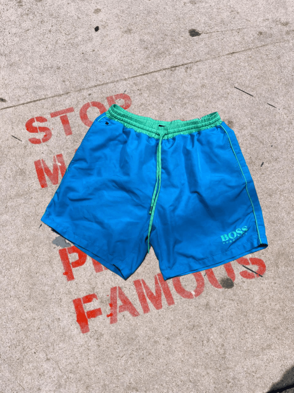 Hugo Boss Hugo boss shorts Size US 30 / EU 46 - 1 Thumbnail