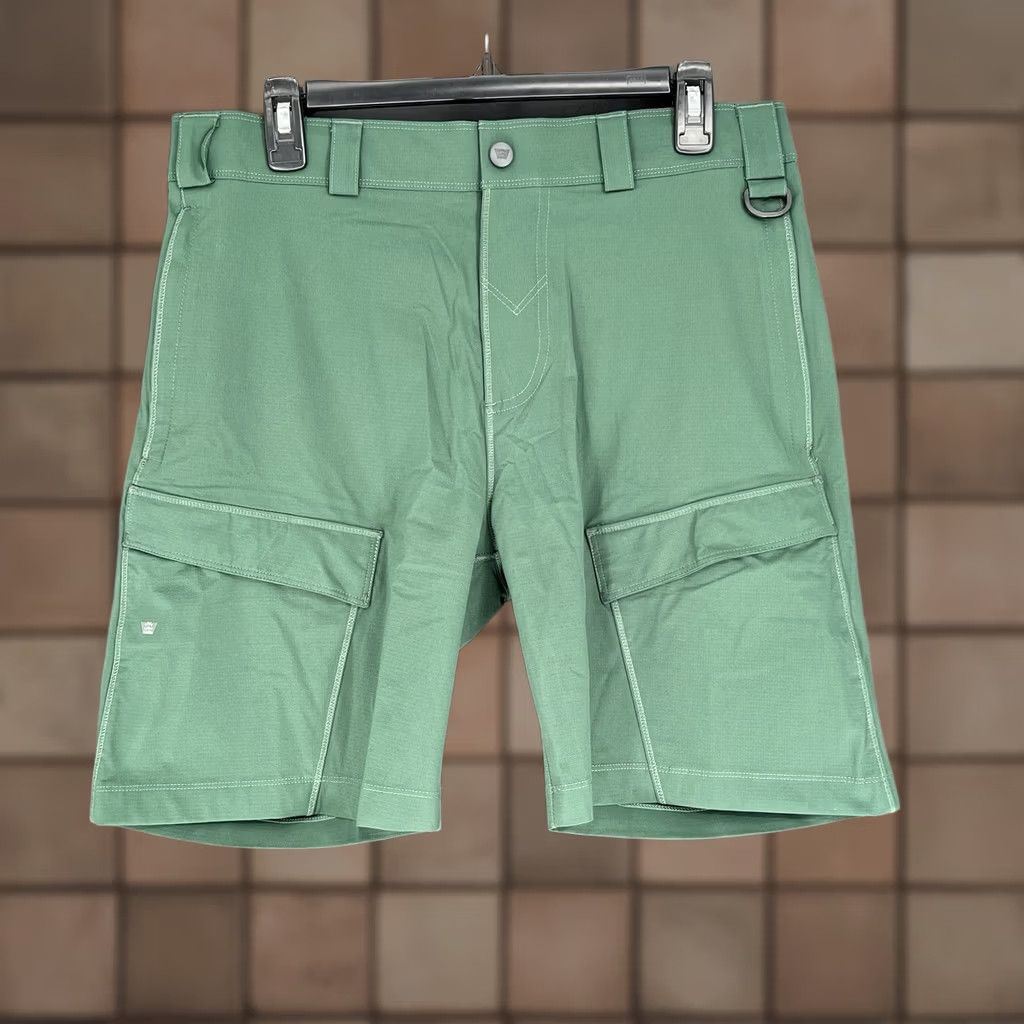 Vintage Mack Weldon Shorts Aqua Terra M Green Chino Athletic Pockets Quick Dry Water Resistant Regular Mens Size US 31 - 1 Thumbnail