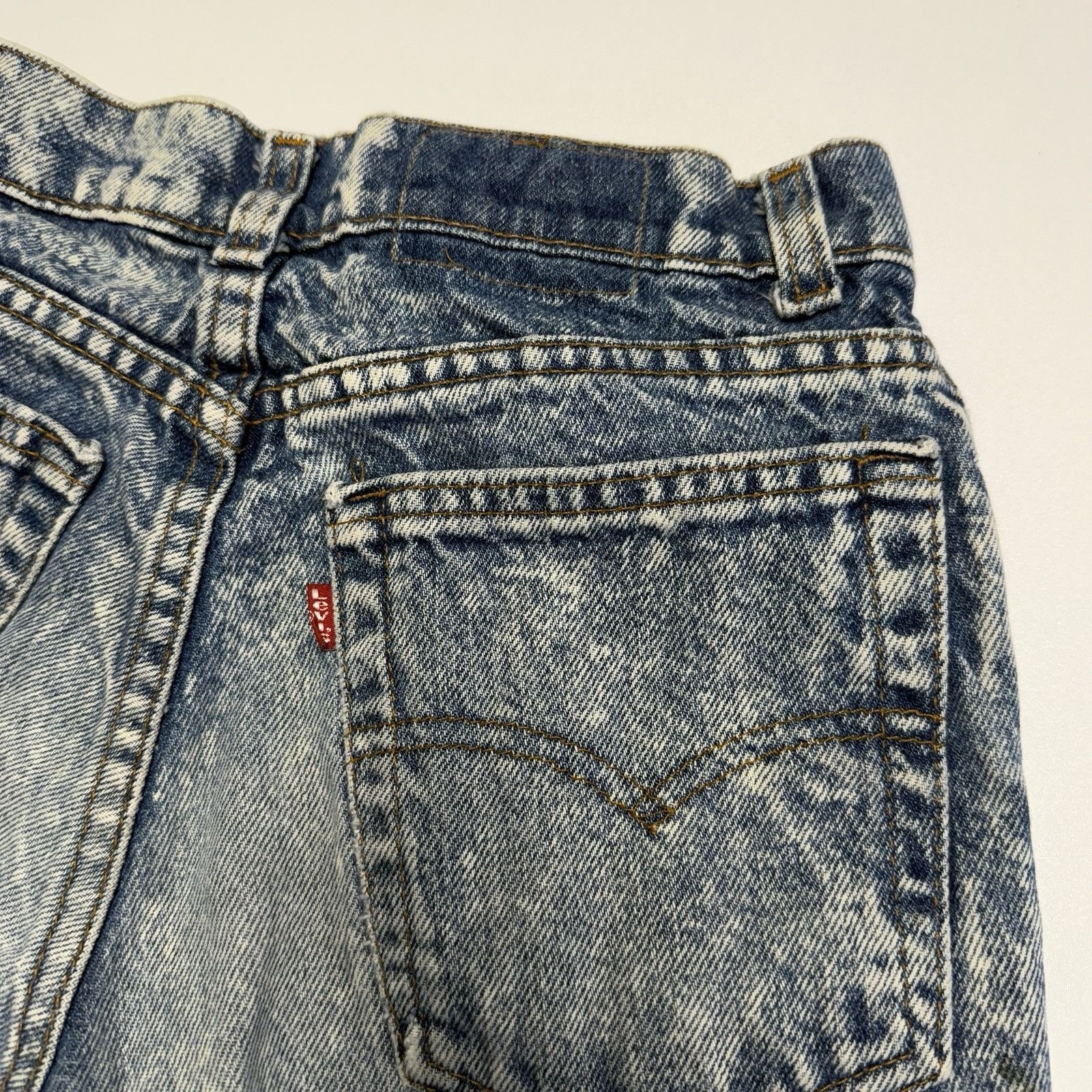 Levi's × Vintage Vintage Levis Denim Cut Off Acid Wash Shorts Womens 28x6 Size 25" / US 0 / IT 36 - 6 Thumbnail