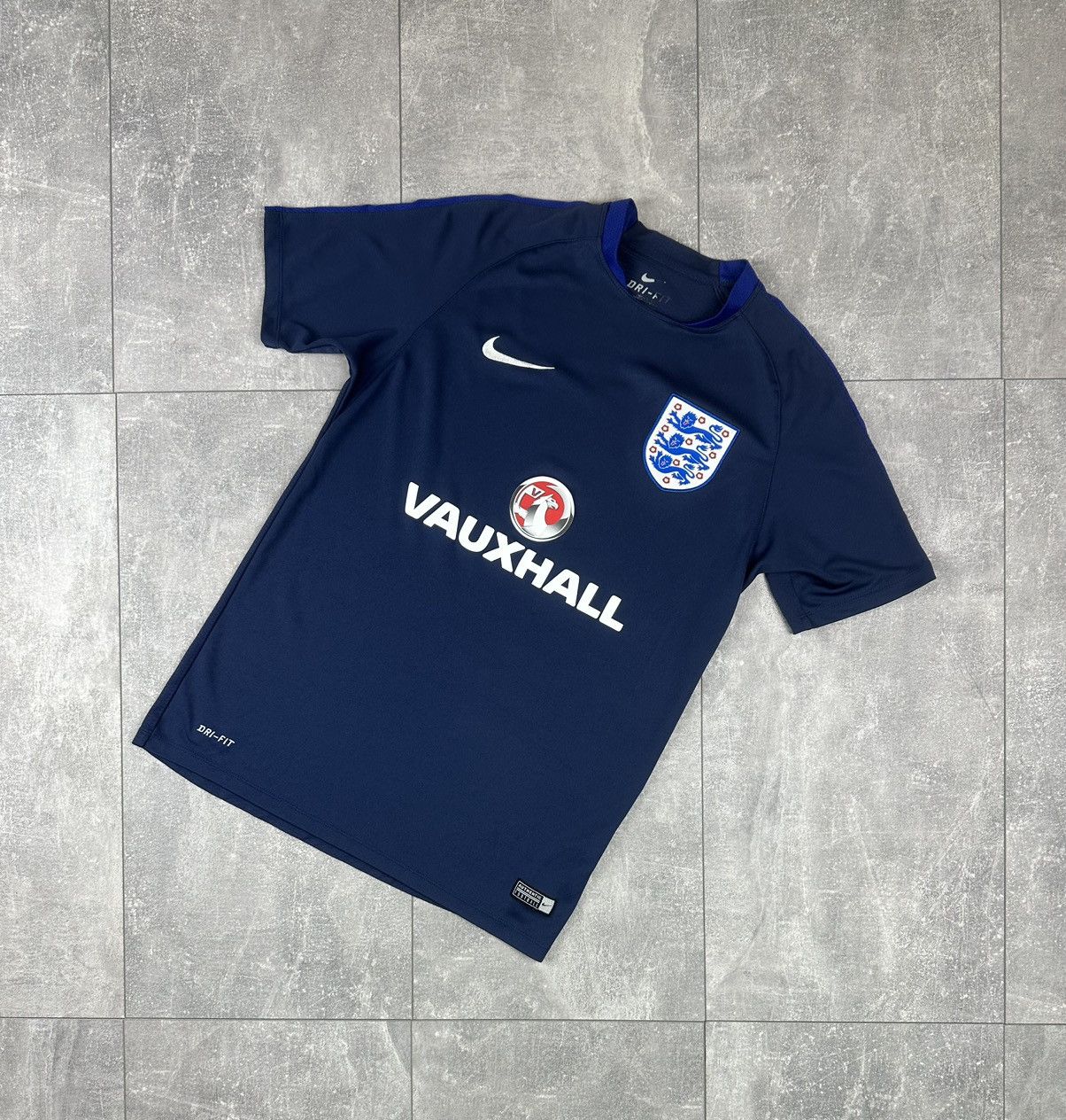 Nike Nike England National Team Strike 2016/17 Soccer Jersey Size US M / EU 48-50 / 2 - 1 Thumbnail