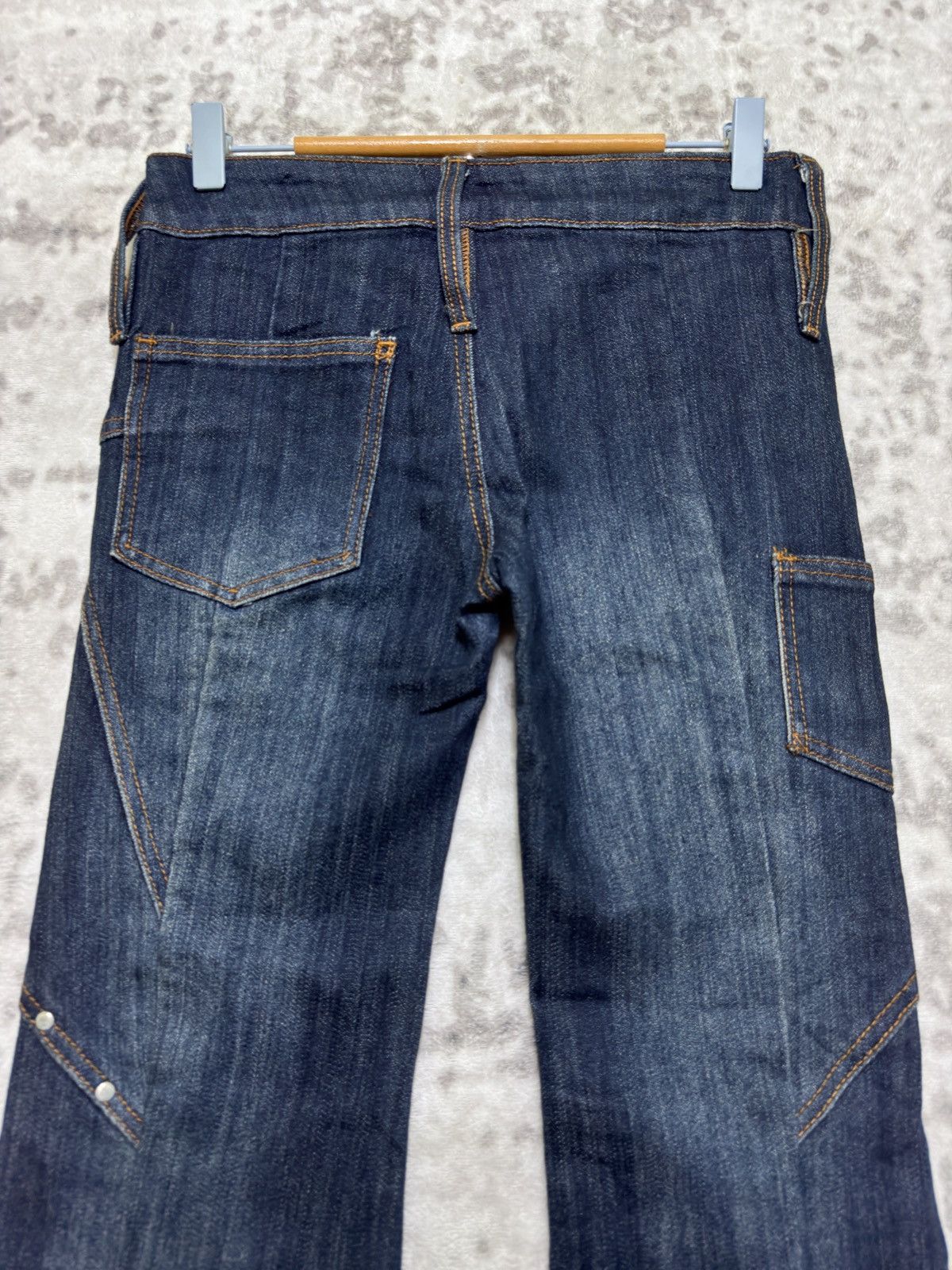 Japanese Brand Wink Wink Y2K Reconstructed Flared Denim Studded Low Rise Size 28" / US 6 / IT 42 - 9 Thumbnail