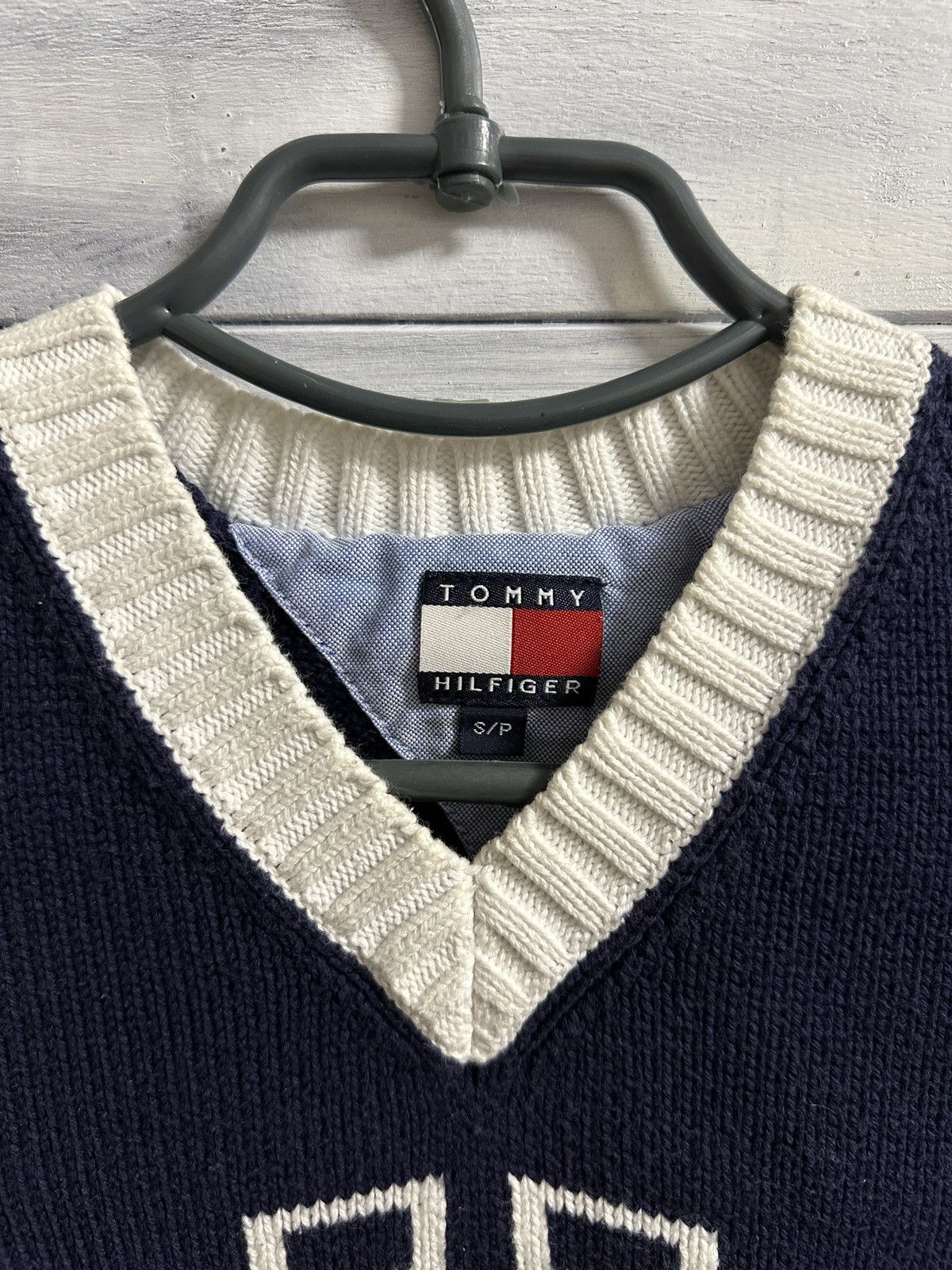 Tommy Hilfiger Rare Vest Tommy Hilfiger Bug Logo College Style. Size S / US 4 / IT 40 - 5 Thumbnail
