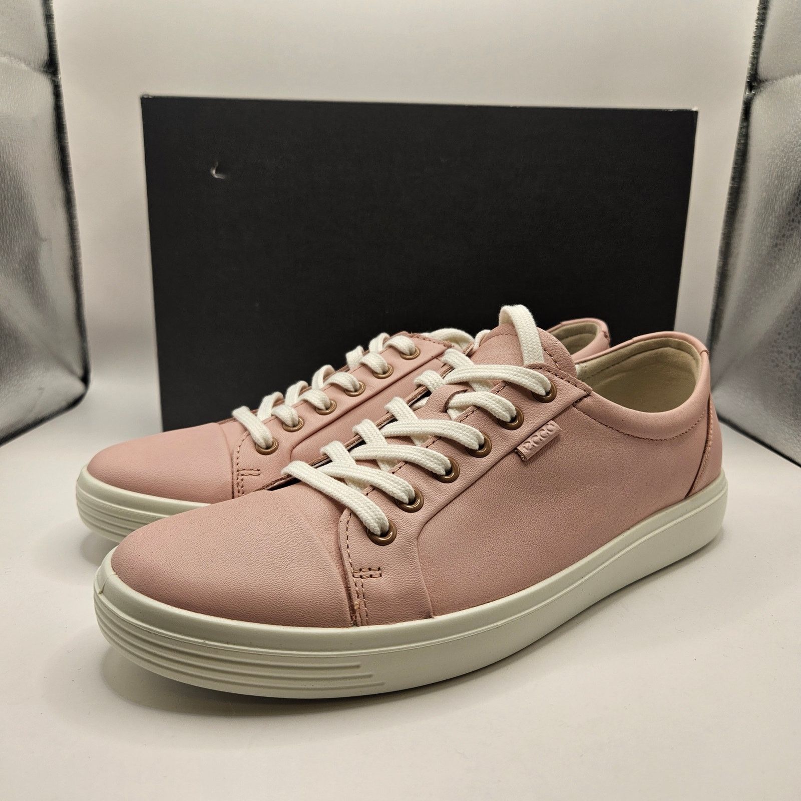 Ecco ECCO WOMEN'S 42 CLASSIC SNEAKER SILVER PINK NIB 21865301216 Size US 11.5 / IT 41.5 - 1 Thumbnail