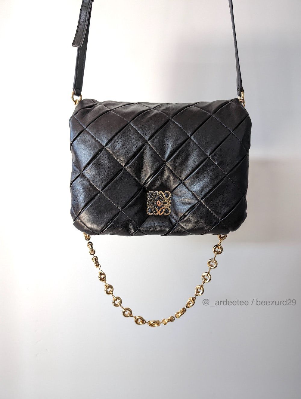 Loewe *NEW* GOYA LEATHER PUFFER PLEATED BAG BLACK $4,700 Size ONE SIZE - 2 Thumbnail