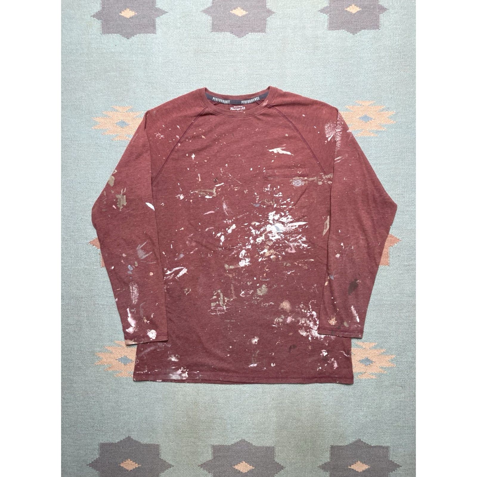 Dickies VINTAGE Dickies pocket T-shirt long sleeve temp IQ paint splatter maroon burgundy M Red Mens T-Shirt Long Sleeve Pocket 21” 28.5” Size US M / EU 48-50 / 2 - 2 Thumbnail