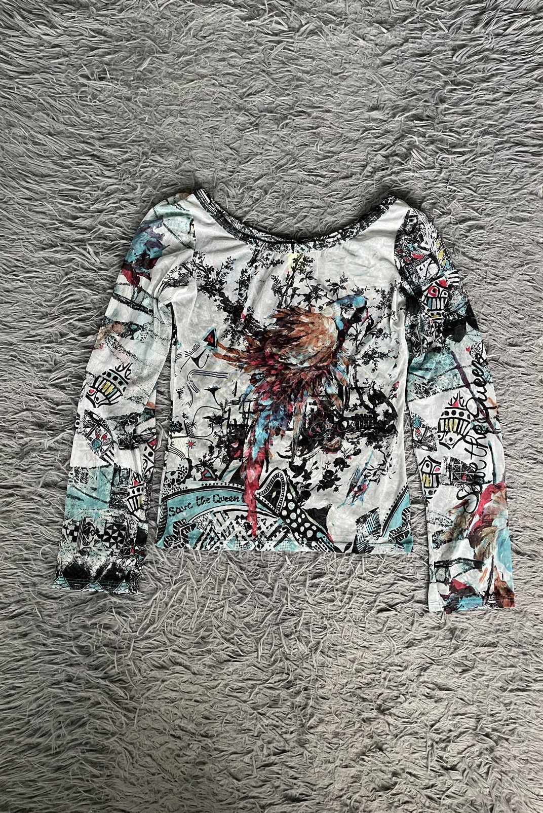 Save the Queen Y2K vintage mesh graphic longsleeve