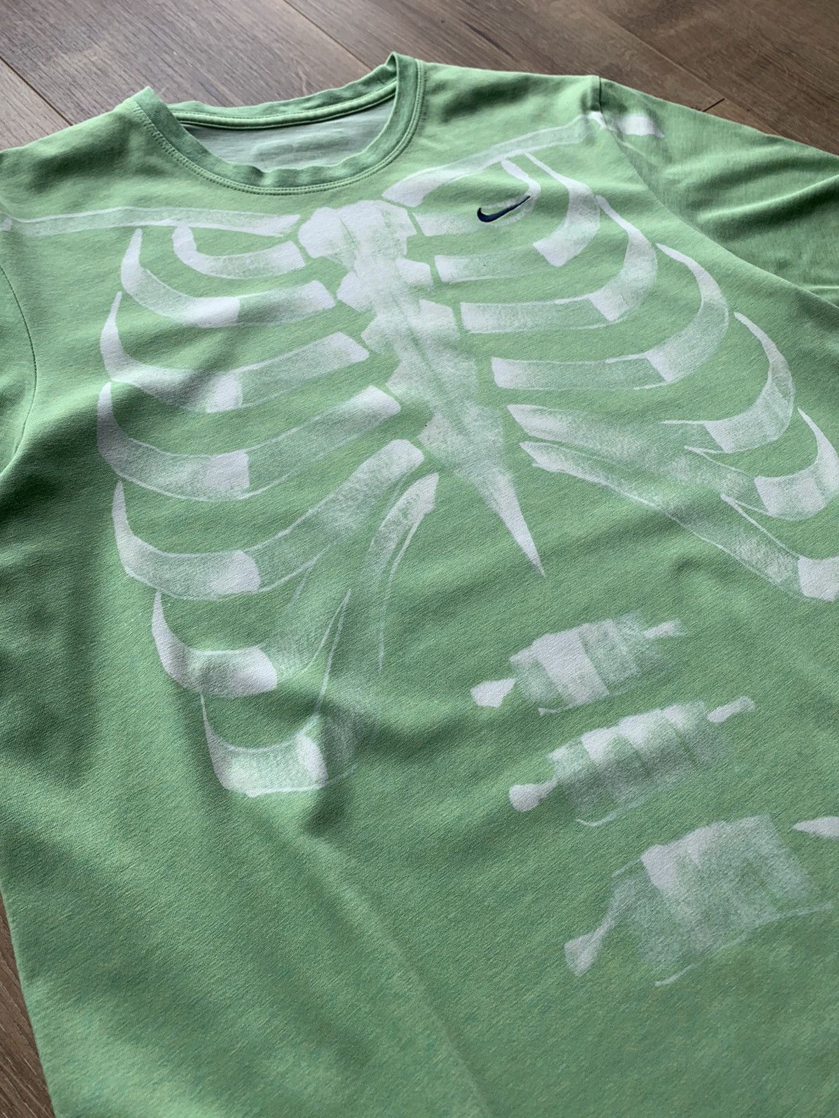 Nike Vintage Nike Skeleton big logo t-shirt Size US M / EU 48-50 / 2 - 4 Thumbnail