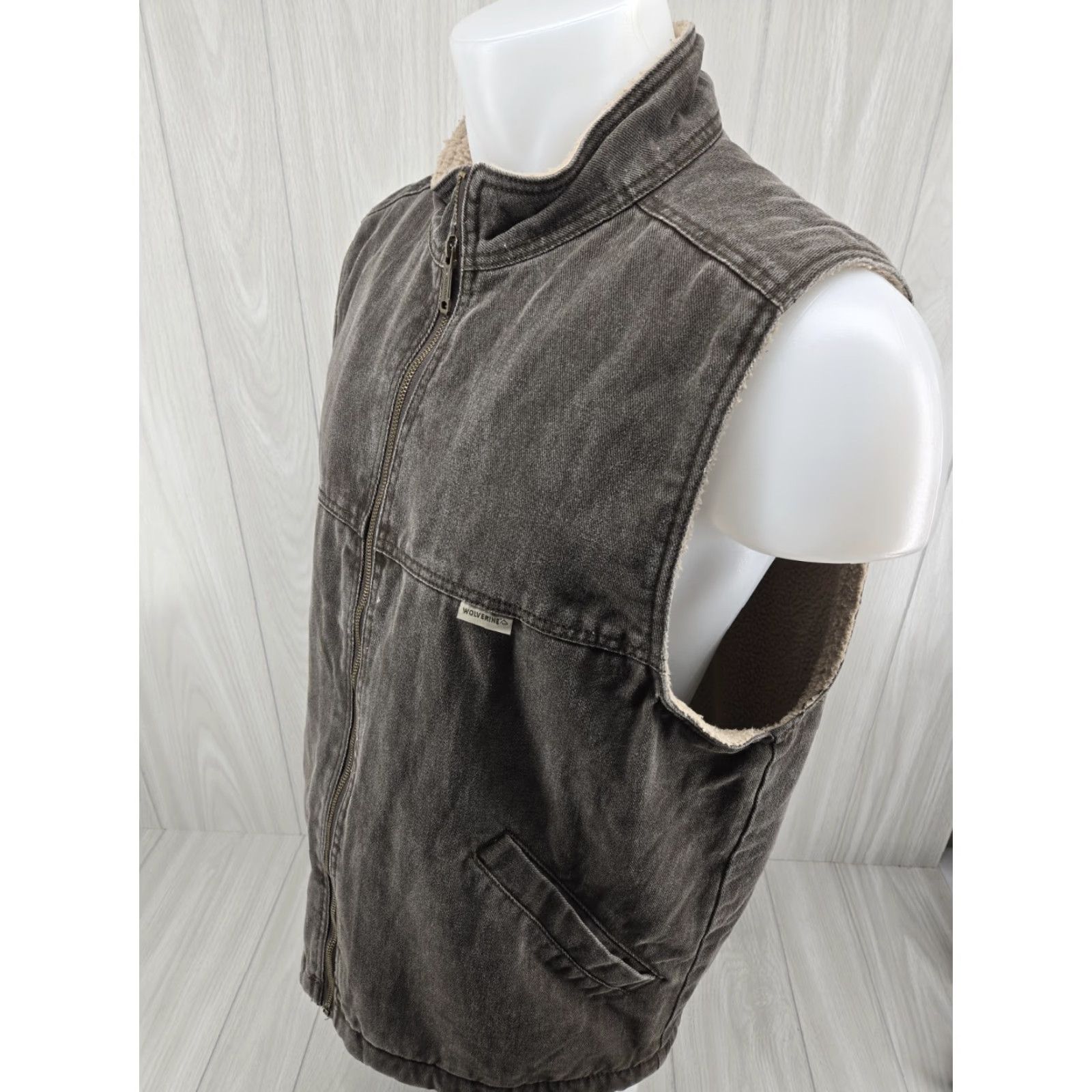 Vintage VINTAGE Wolverine Men's Large Brown Fleece Lined Canvas Work Vest Size US L / EU 52-54 / 3 - 5 Thumbnail