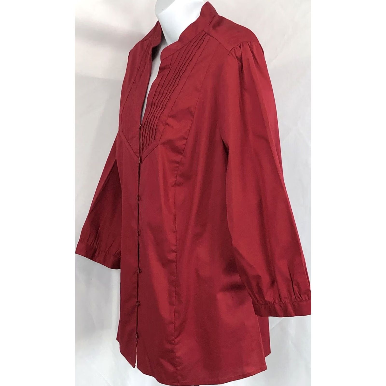 Vintage St. John'S Bay Top 1X Red Button Up Pleated 3/4 Sleeves Mock Collar Career Holiday - Cotton, Spandex Size XL / US 12-14 / IT 48-50 - 2 Thumbnail
