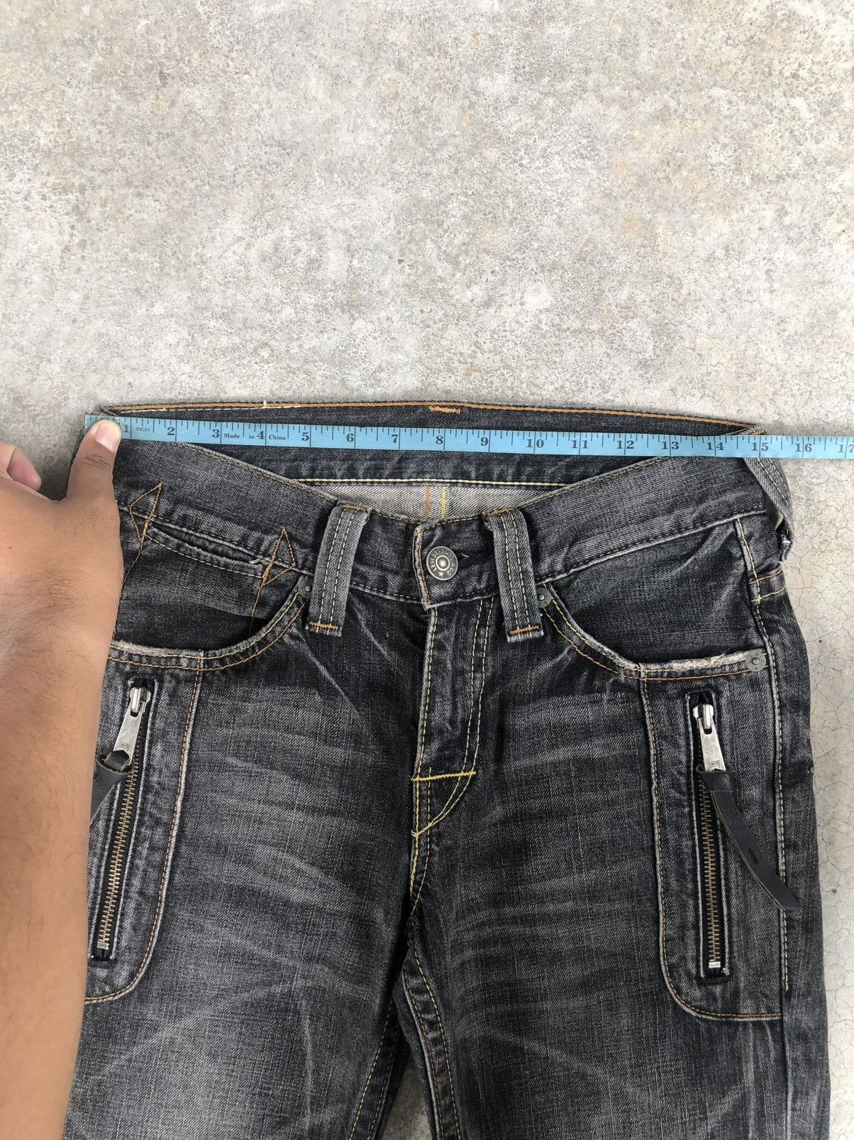 If Six Was Nine Levis 507 Flared Jeans Bootcut Distressed Denim Size US 30 / EU 46 - 21 Thumbnail