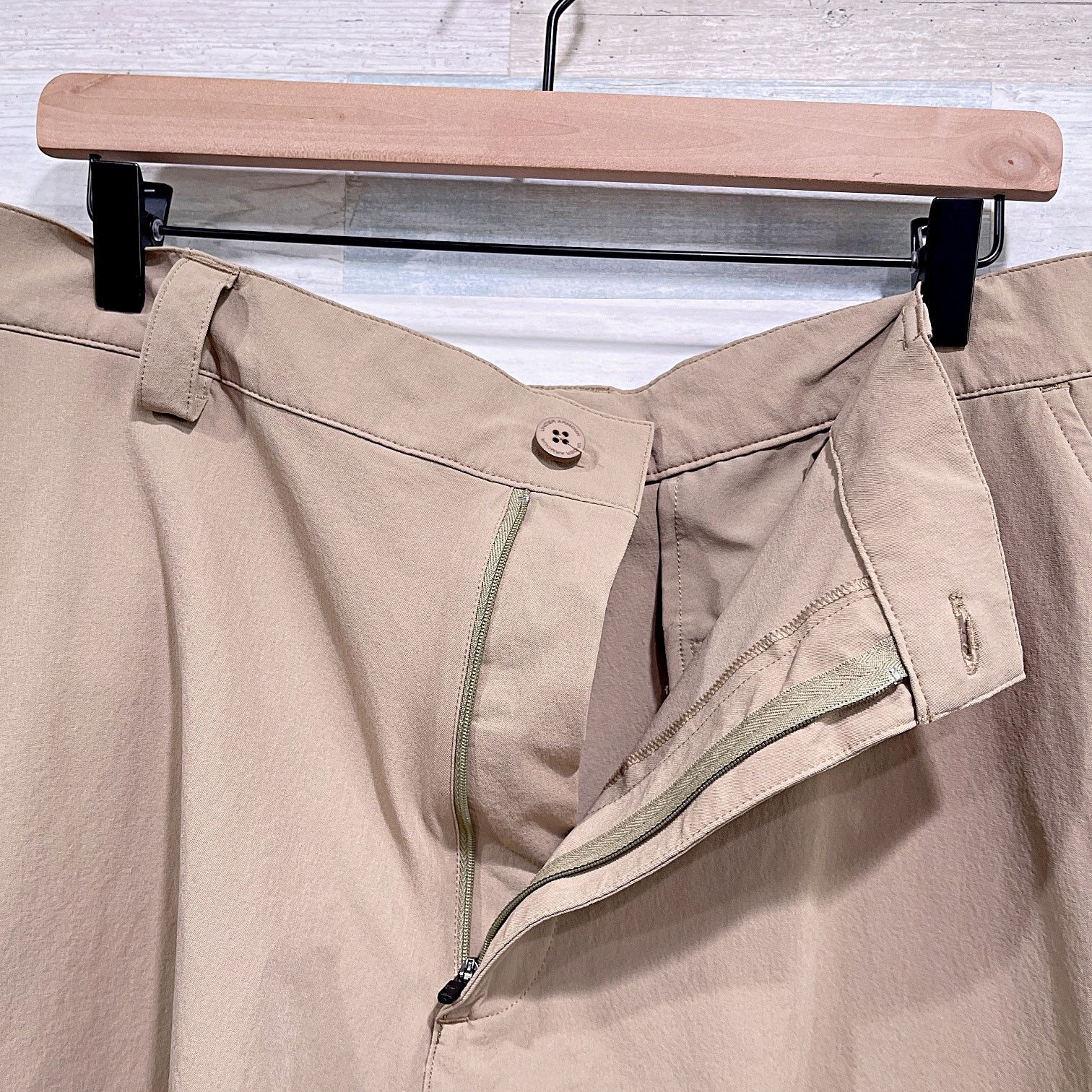 Under Armour UNDER ARMOUR Performance Golf Shorts Khaki Mens 38 Size US 38 / EU 54 - 3 Thumbnail