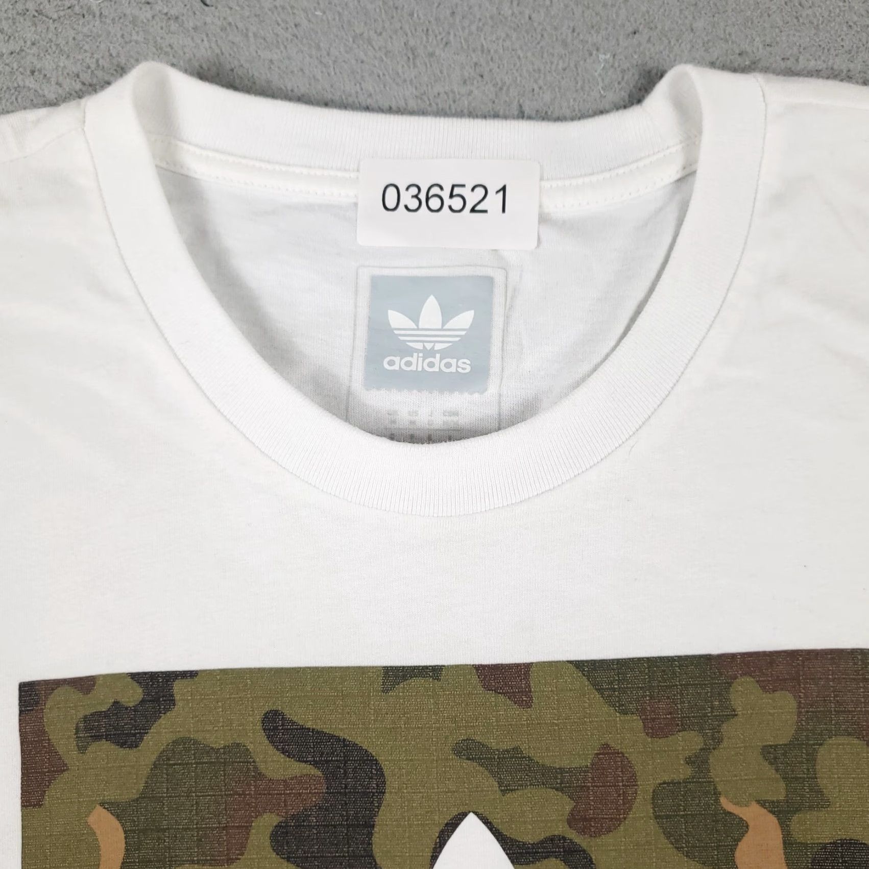 Adidas Adidas Men's Medium White Camo Logo Casual T-Shirt Short Sleeve Sports Size US M / EU 48-50 / 2 - 3 Thumbnail