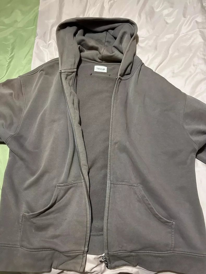 Fear of God Fear of God God grey zip silhouette hoodie Size US L / EU 52-54 / 3 - 7 Thumbnail