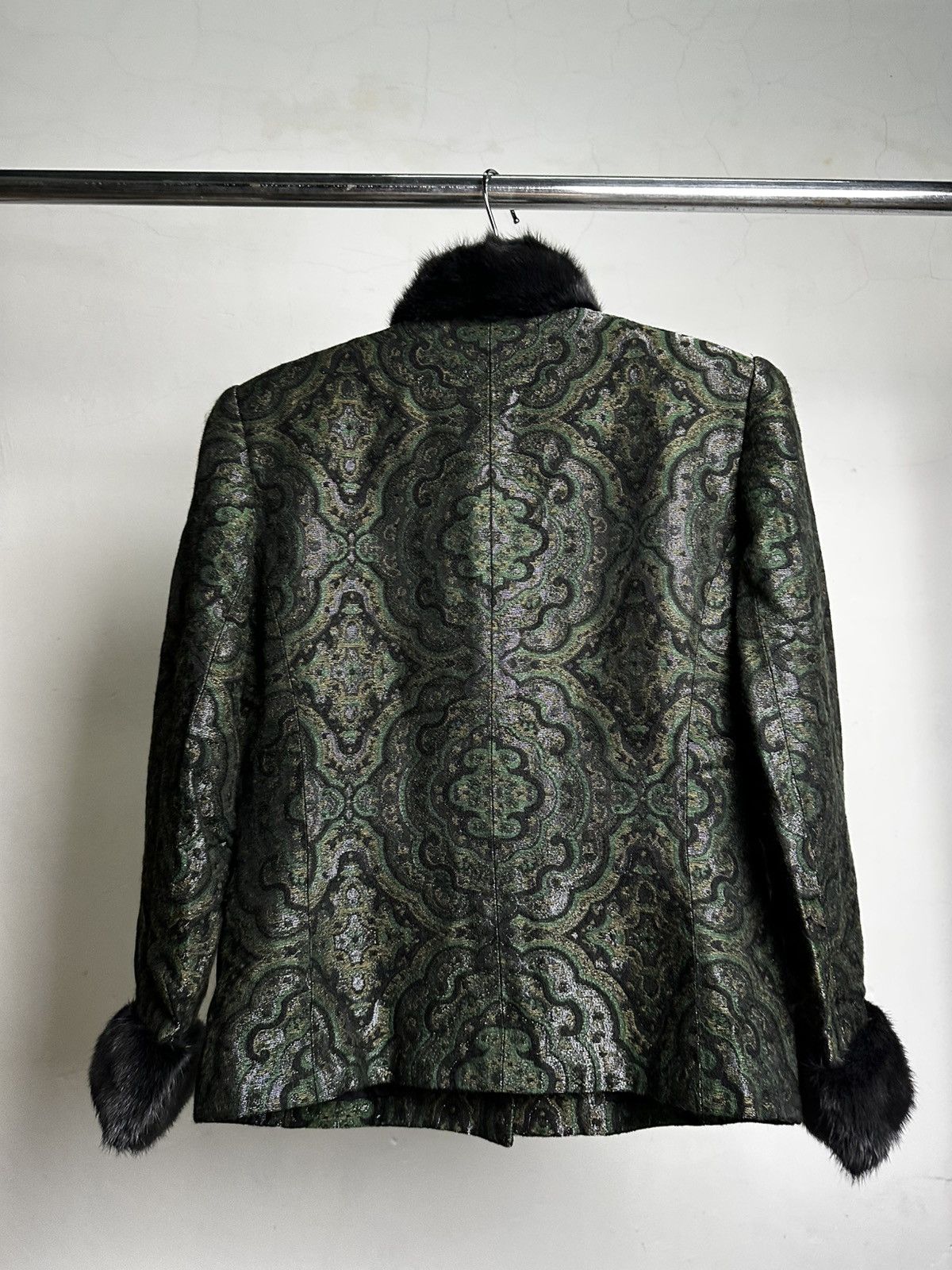 Pierre Balmain Pierre Balmain Paris Fur Crafted Brocade Jacket Size M / US 6-8 / IT 42-44 - 2 Thumbnail