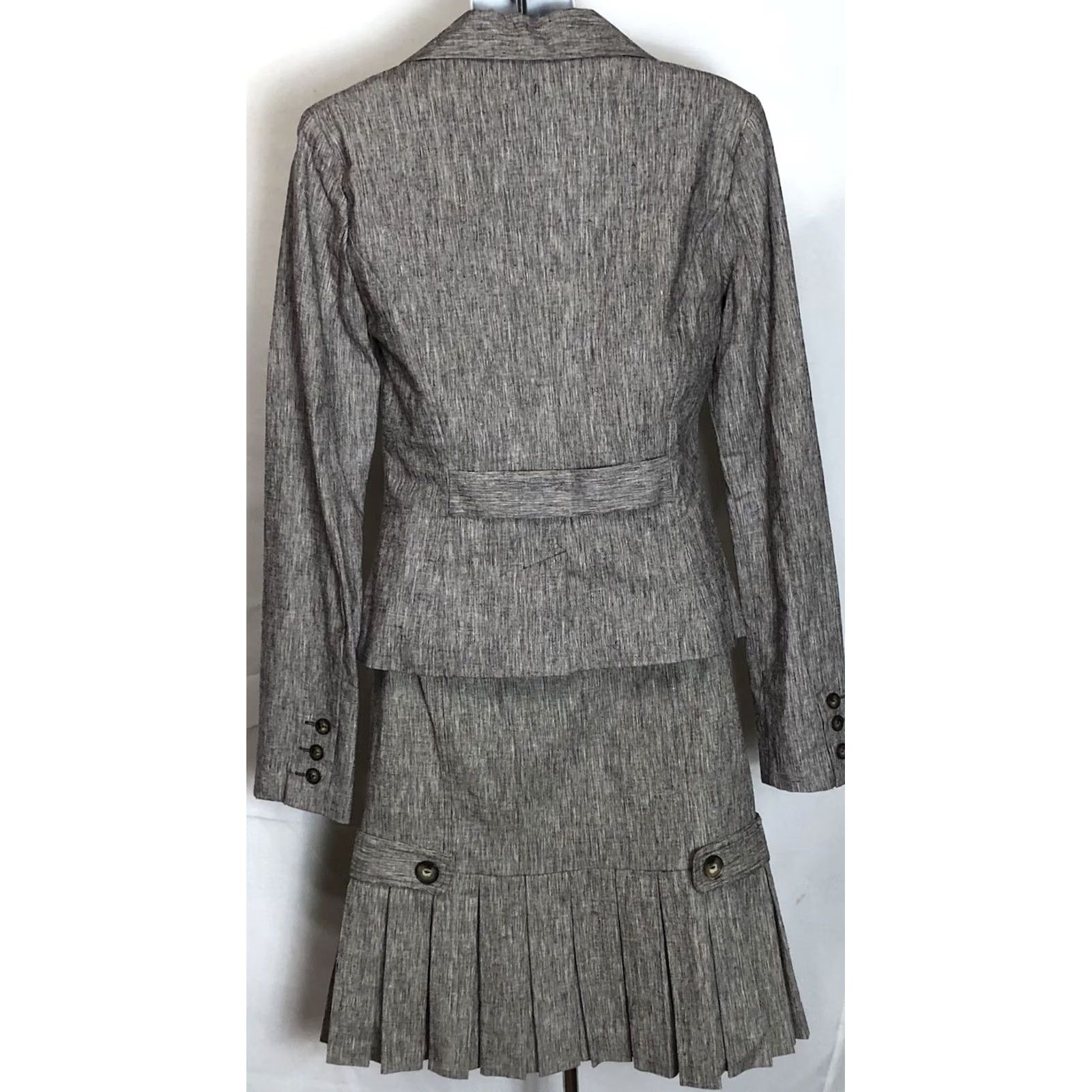 Vintage Vintage BCX 2pc Skirt Suit S Brown Knee Length V Neck Lined Pleat Hem Back Slit Size 28" / US 6 / IT 42 - 5 Thumbnail