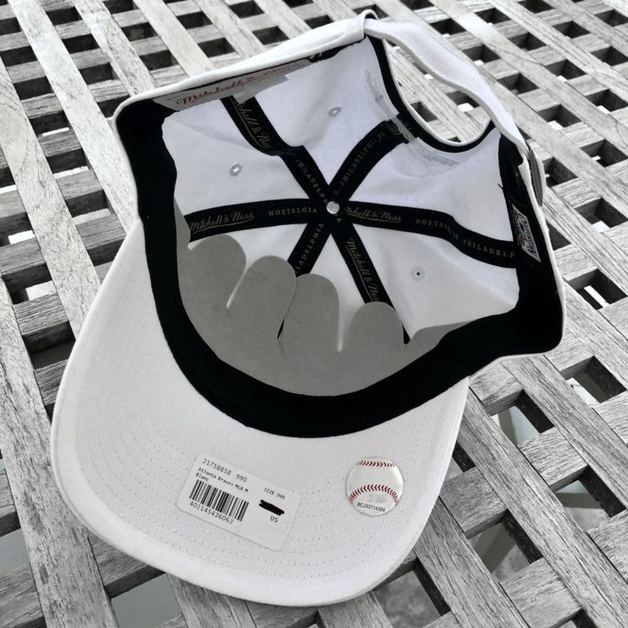 Mitchell & Ness Atlanta Braves MLB Cooperstown White Adjustable Hat Size ONE SIZE - 4 Thumbnail