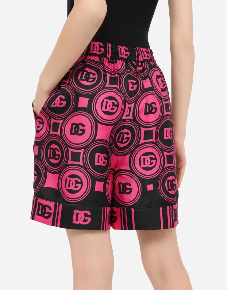Dolce & Gabbana o1y0925 Short in Fuchsia/Black Size 25" / US 0 / IT 36 - 5 Thumbnail
