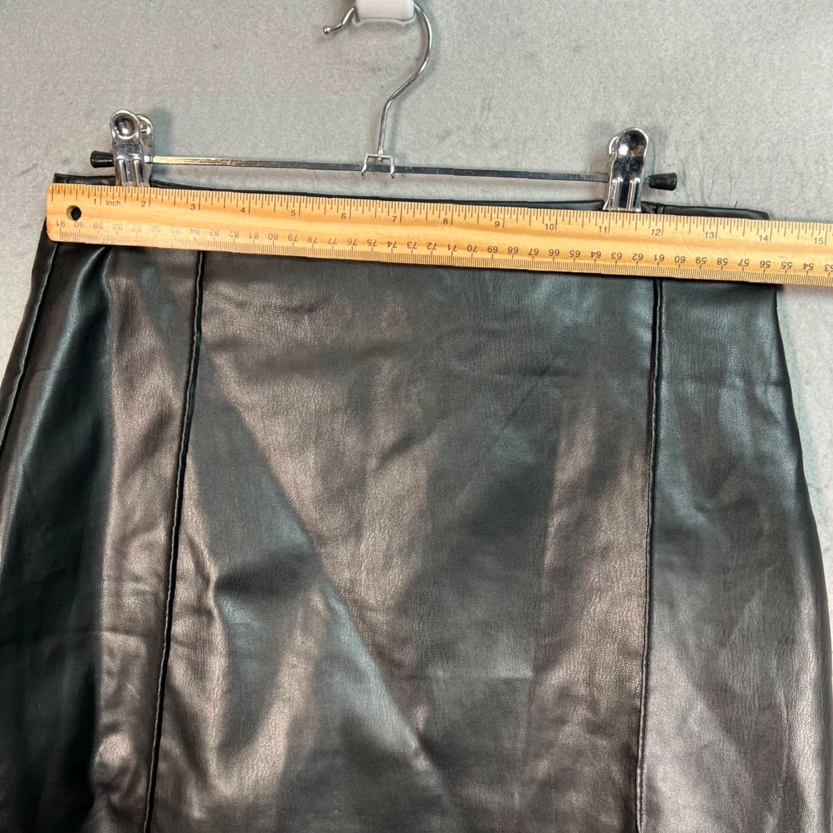 Zara Zara Womens Mini Black Faux Leather Skirt Size Medium Size 32" / US 10 / IT 46 - 5 Thumbnail
