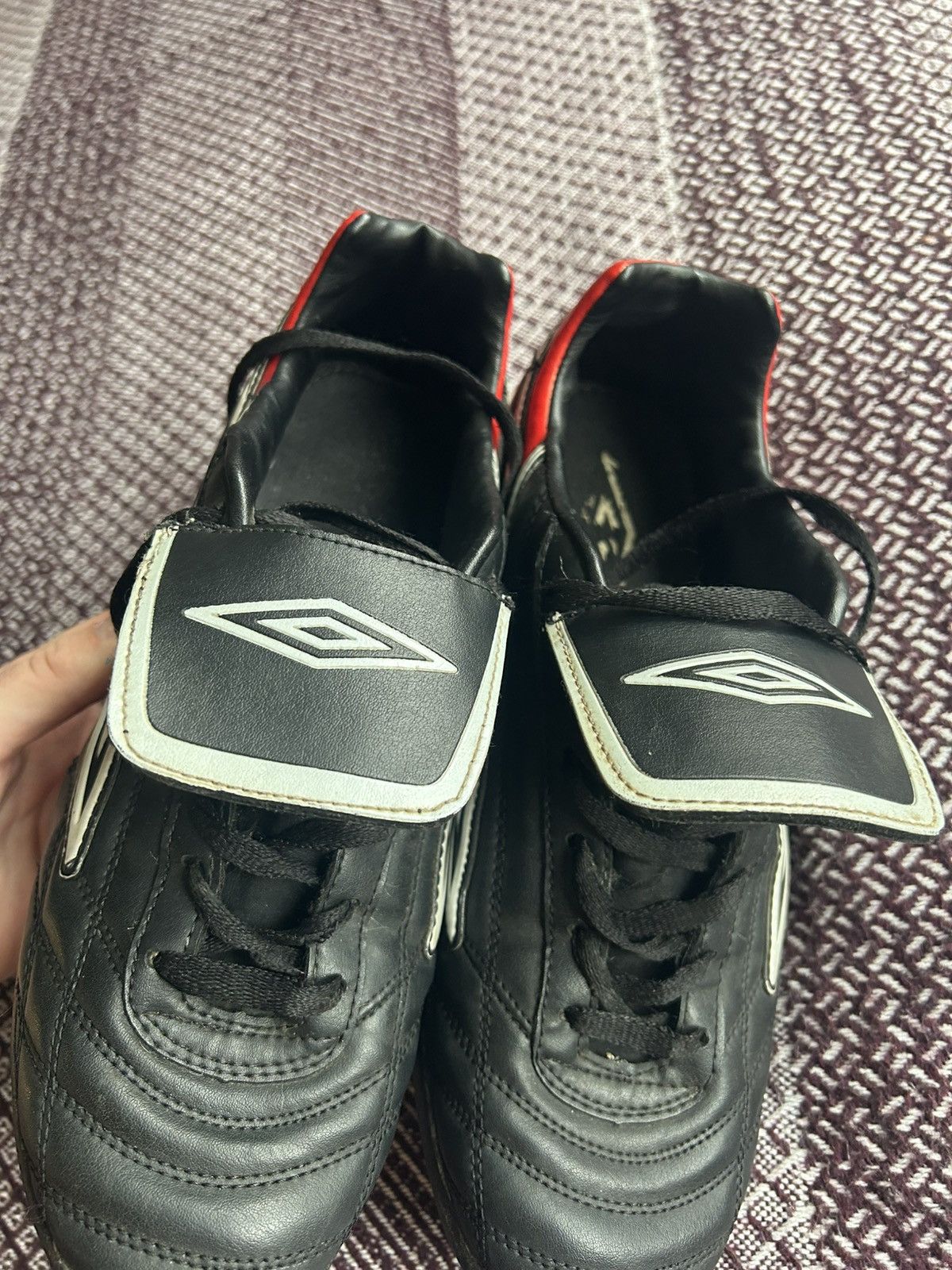 Umbro Vintage Umbro Leather Football Casual Shoes Rare Streetwear Size US 10.5 / EU 43-44 - 13 Thumbnail