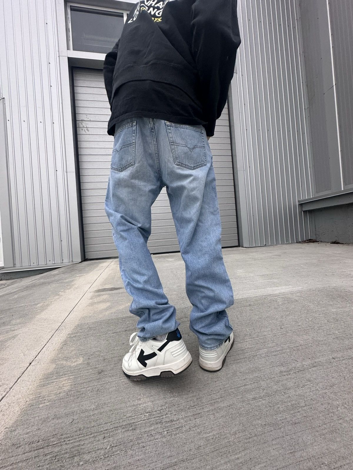 Diesel × Vintage Vintage Diesel jeans stacked jeans Size US 34 / EU 50 - 1 Thumbnail