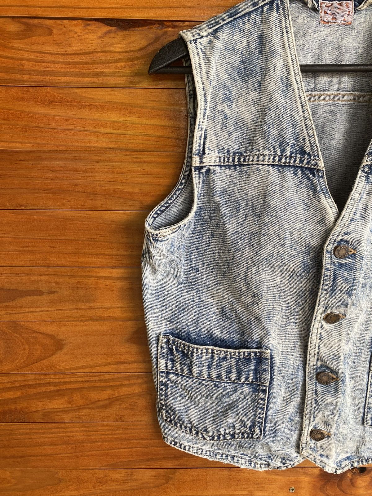 Vintage Vintage Sanjeo Acid Wash Denim Vest Light Blue 80s USA Style Size US S / EU 44-46 / 1 - 7 Thumbnail